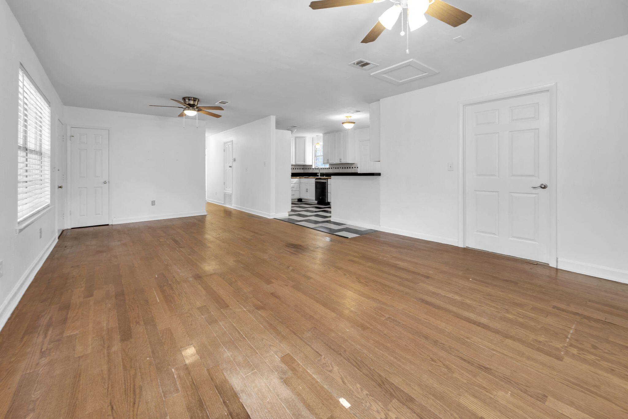 1020 PINETREE RD - Residential Lease