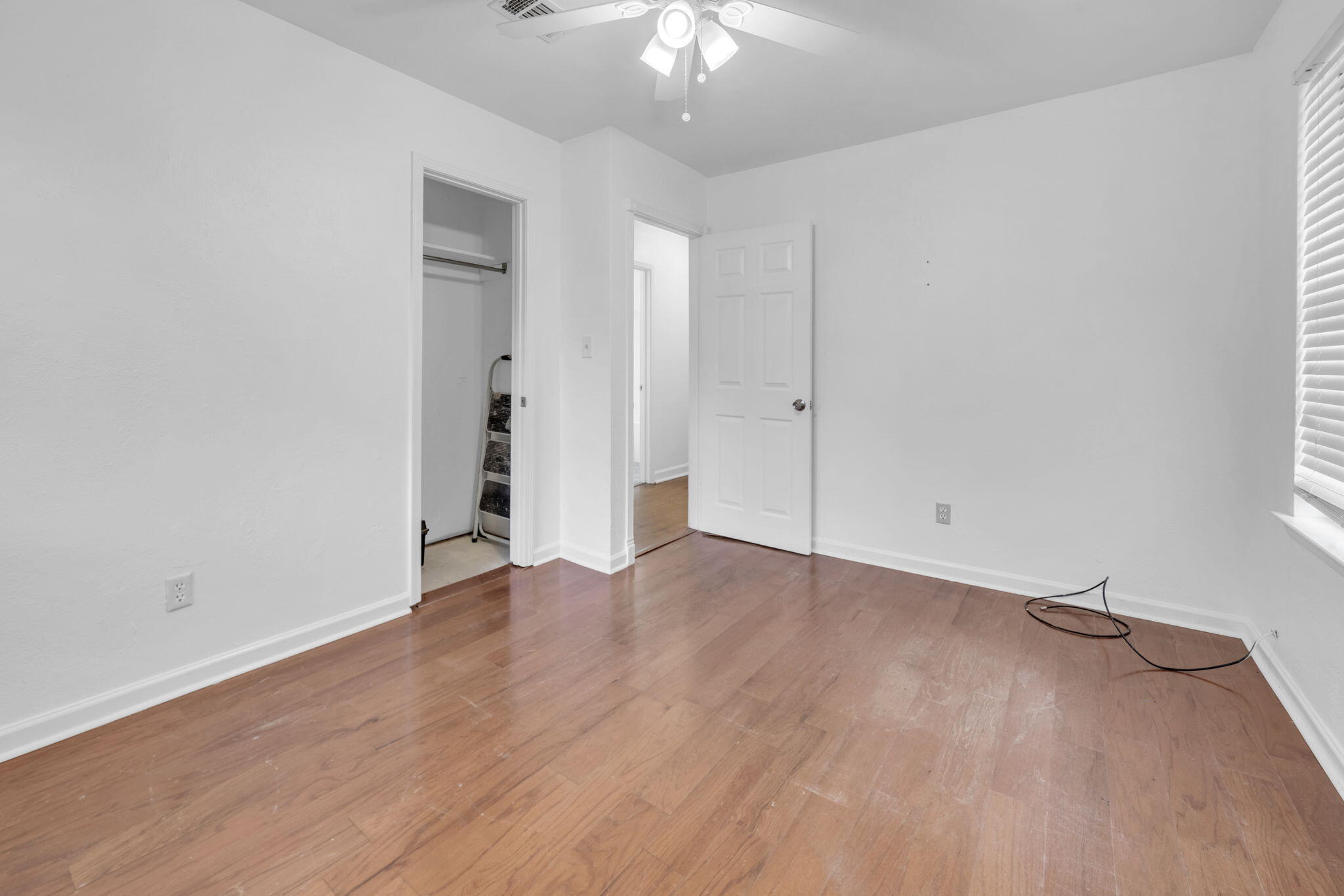 1020 PINETREE RD - Residential Lease