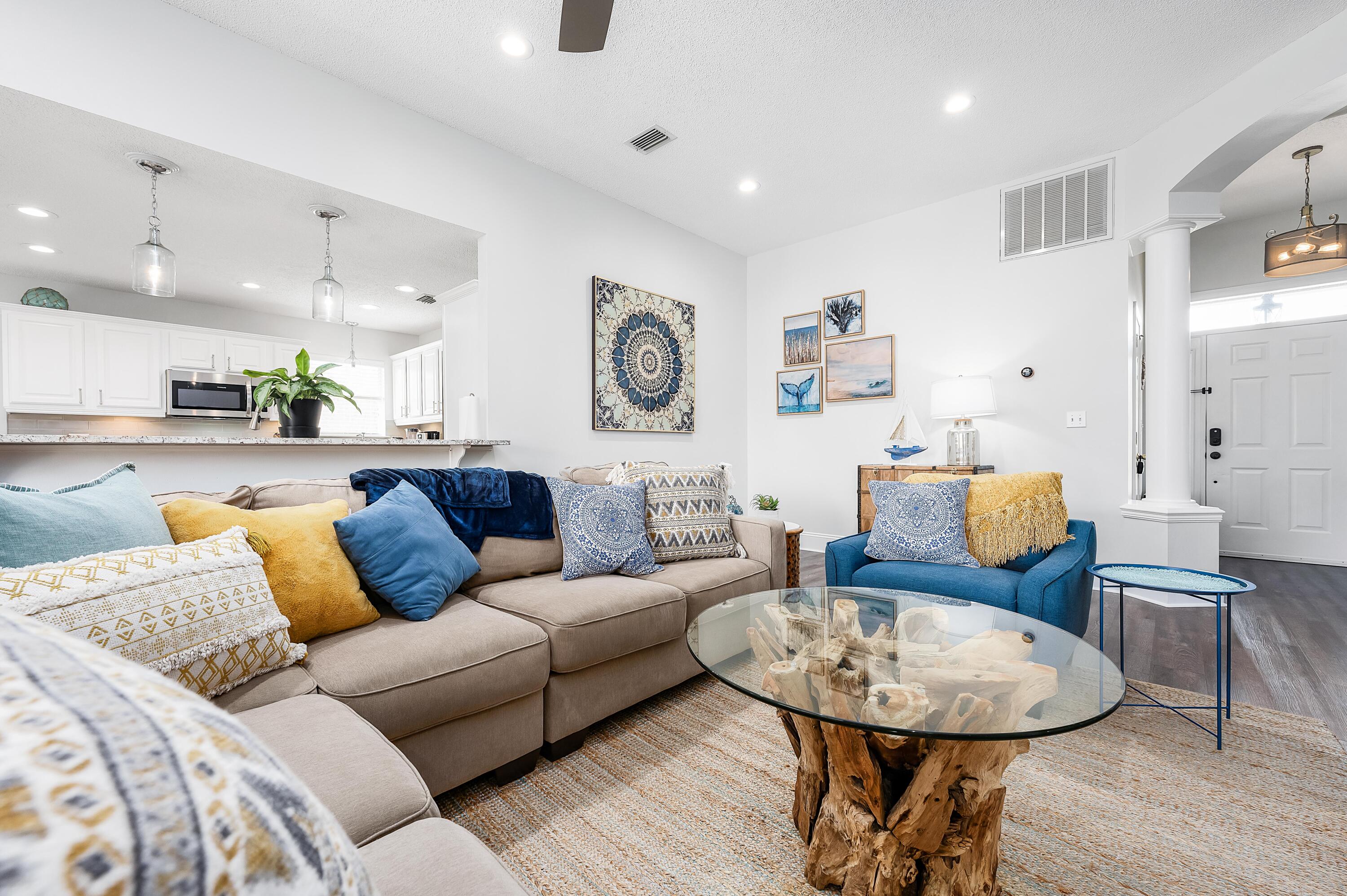 AVALON BEACH ESTATES - Residential