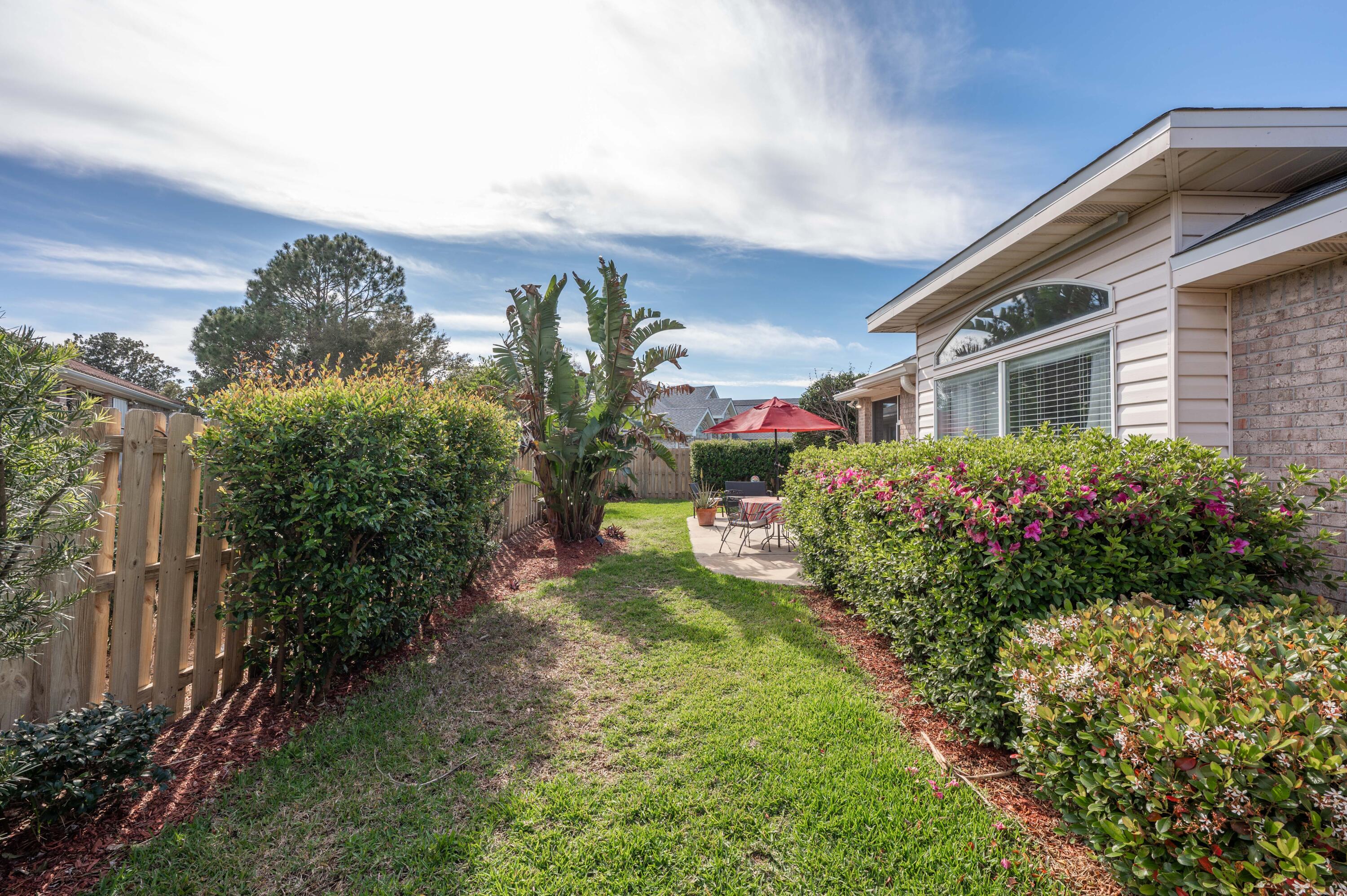 AVALON BEACH ESTATES - Residential