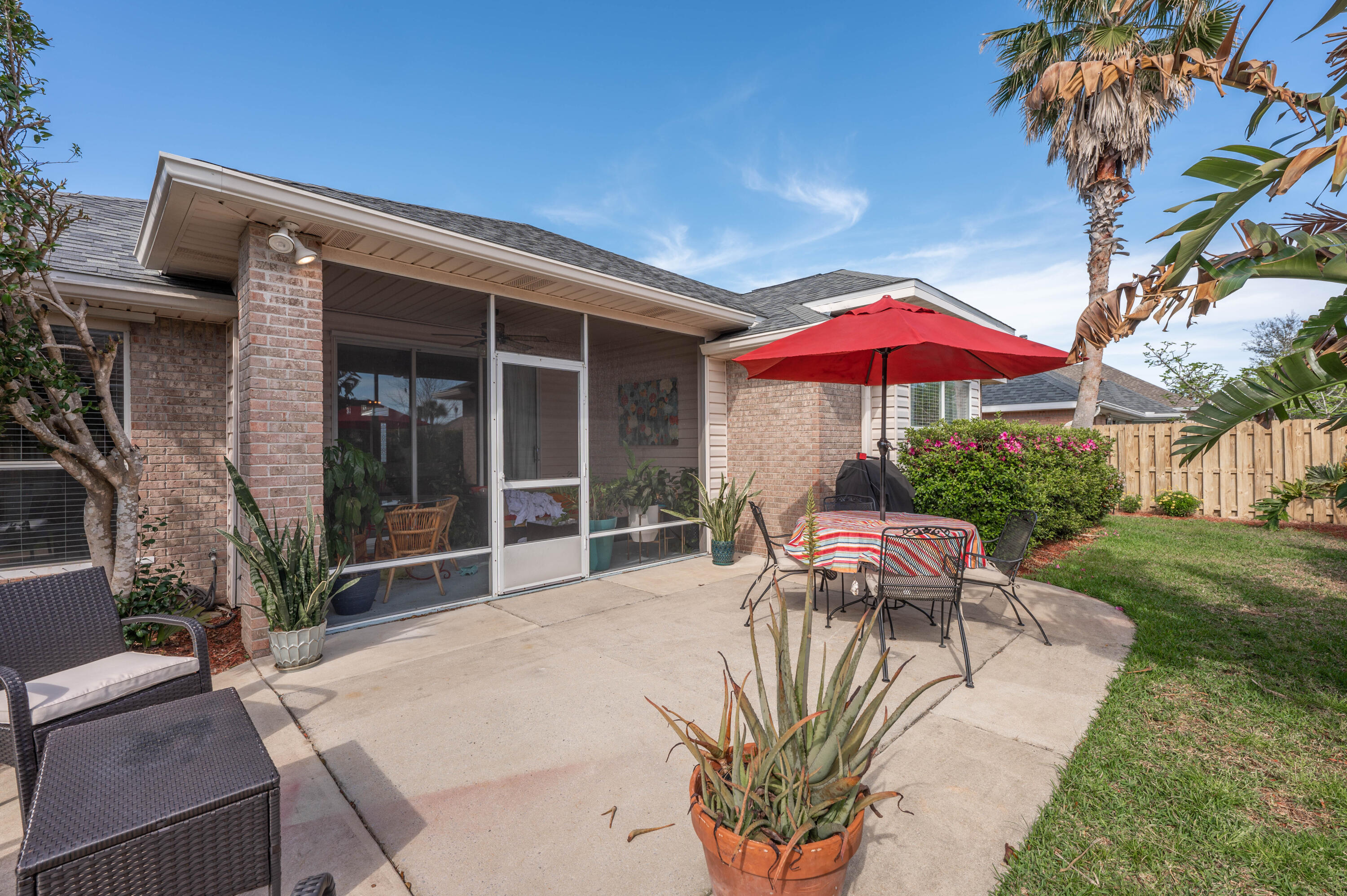 AVALON BEACH ESTATES - Residential