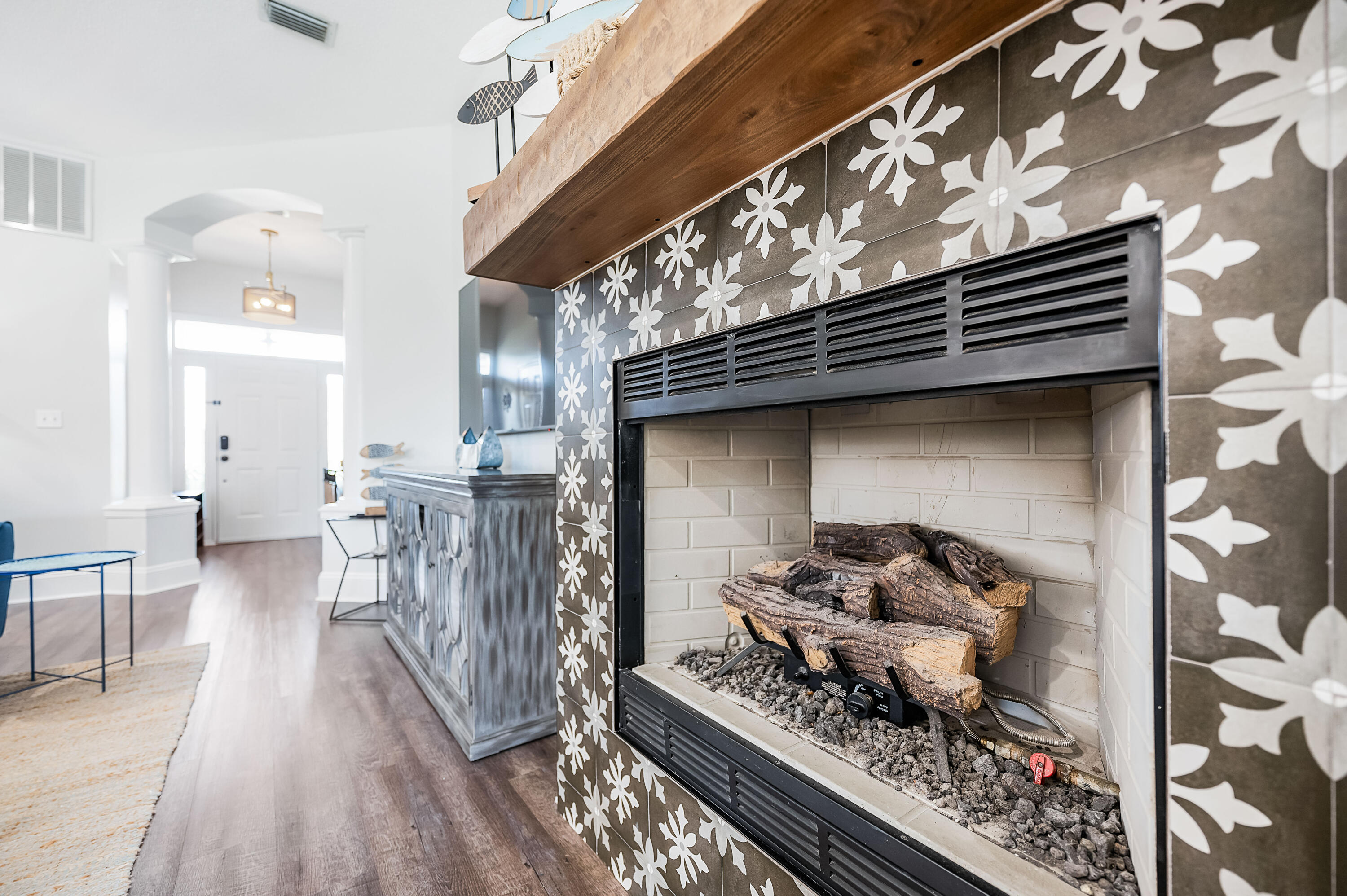 AVALON BEACH ESTATES - Residential