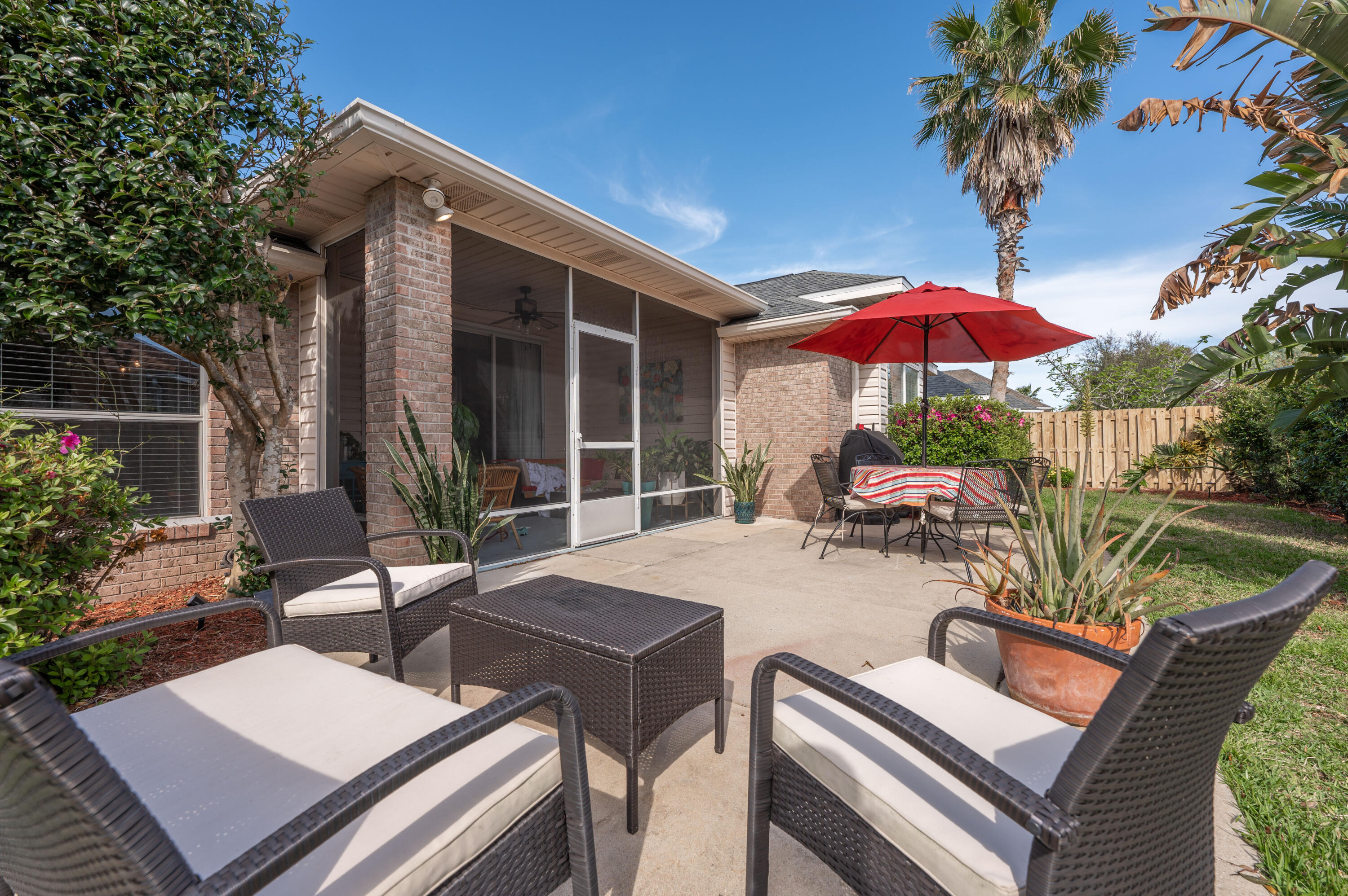 AVALON BEACH ESTATES - Residential