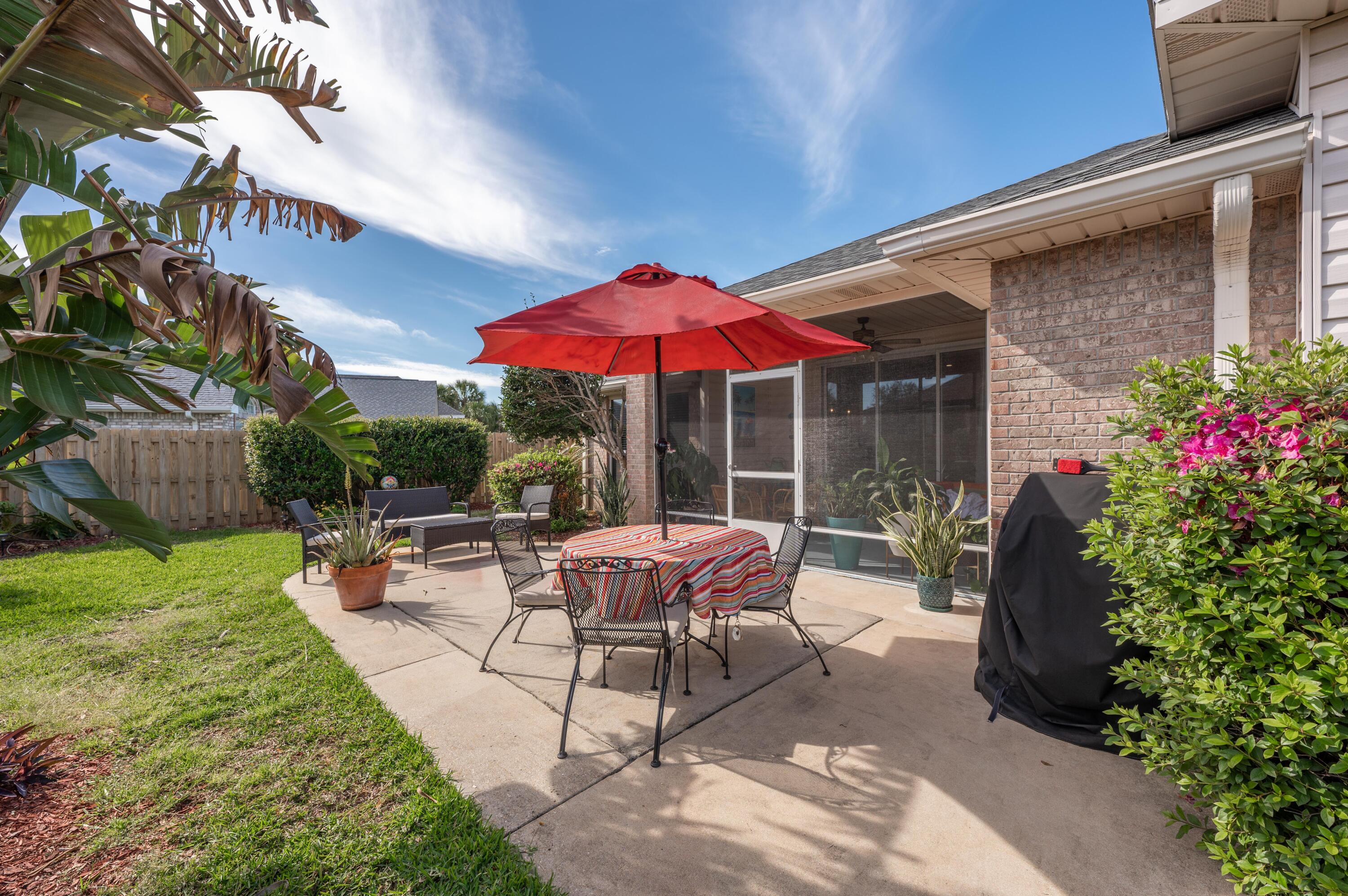 AVALON BEACH ESTATES - Residential