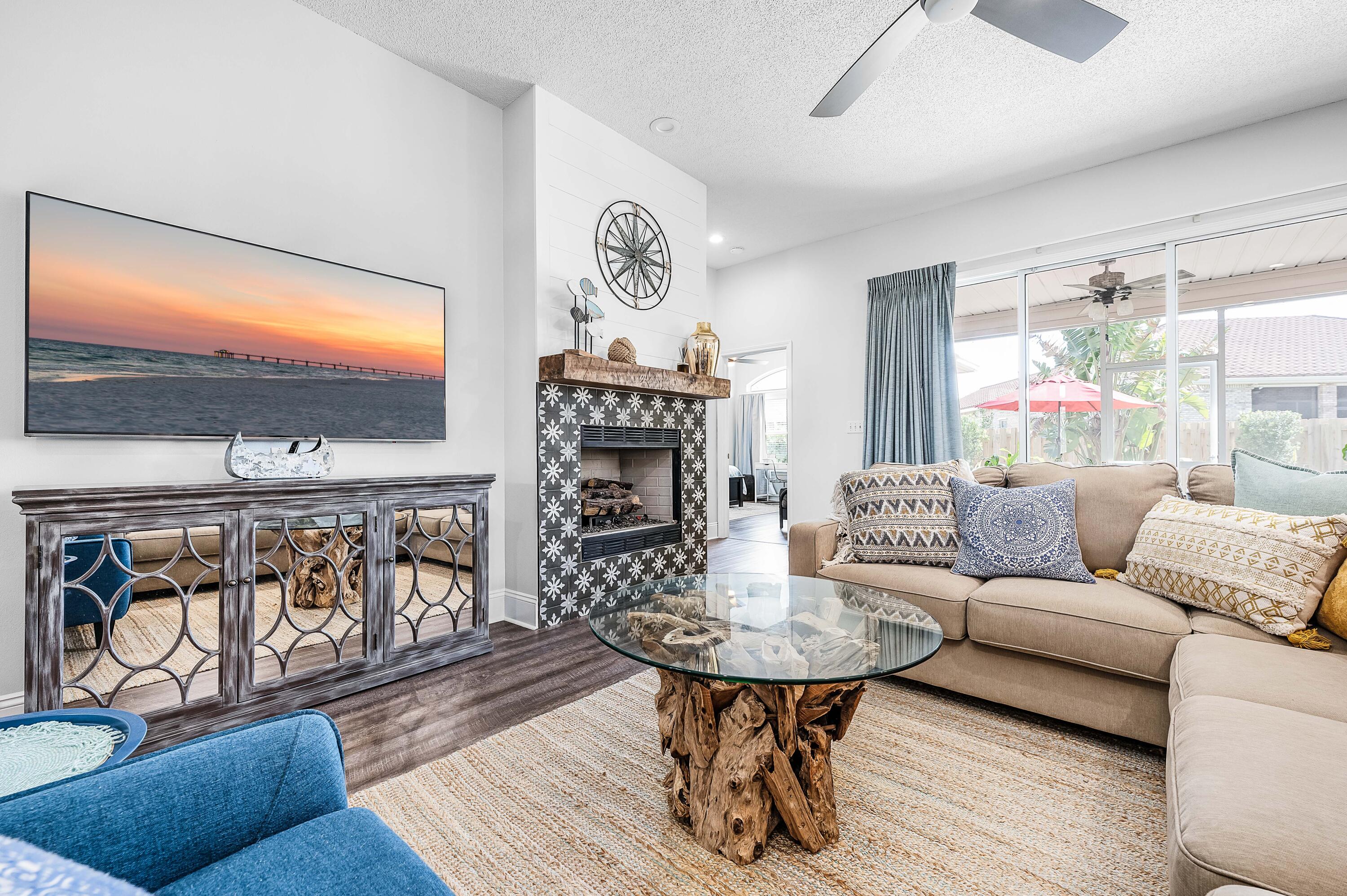 AVALON BEACH ESTATES - Residential