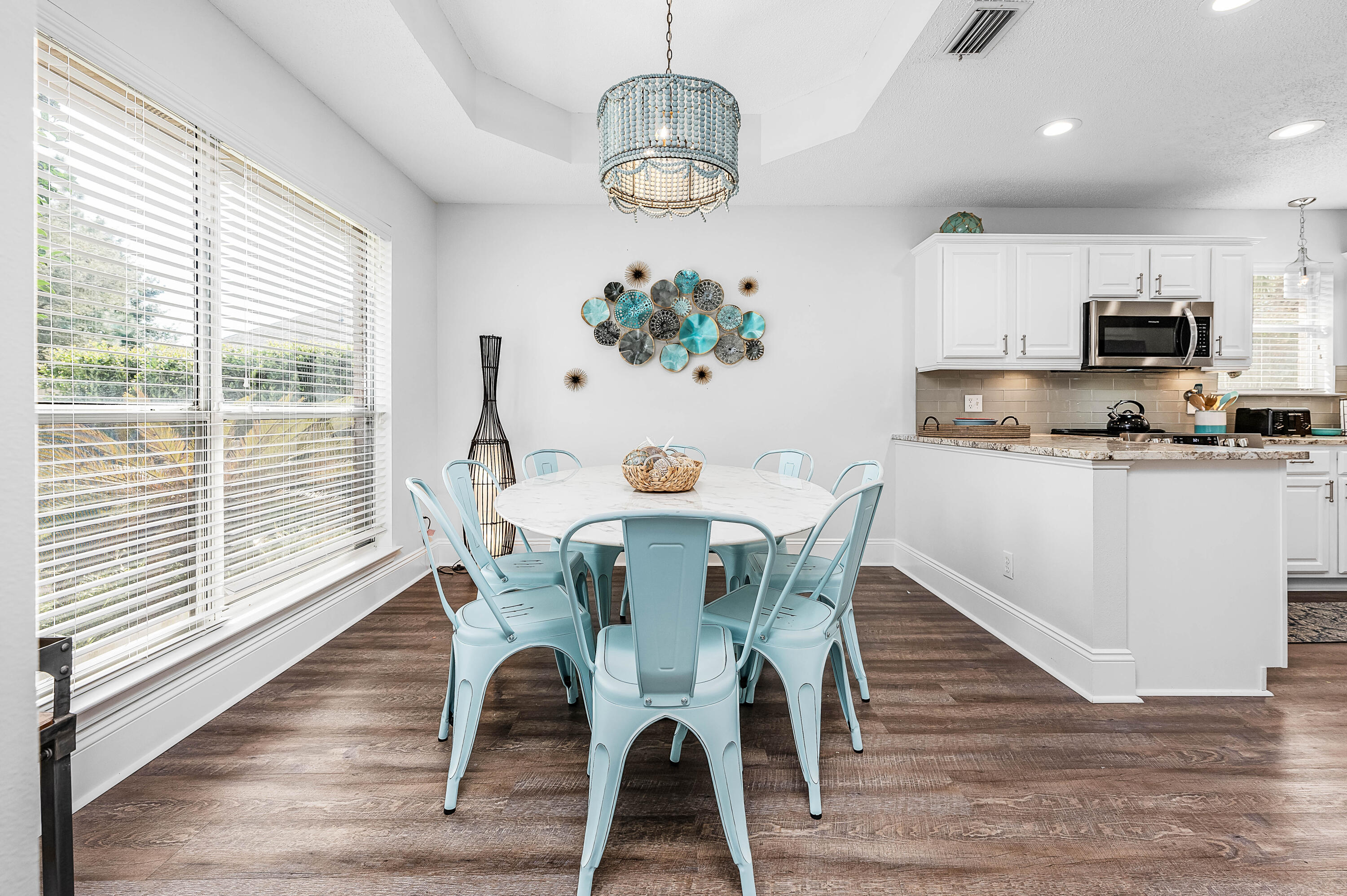 AVALON BEACH ESTATES - Residential