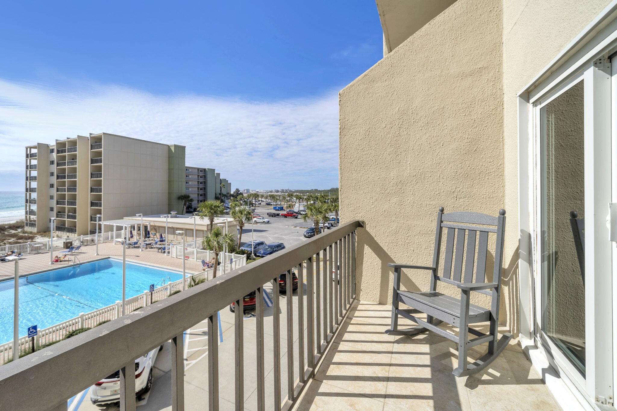 PINNACLE PORT - Residential
