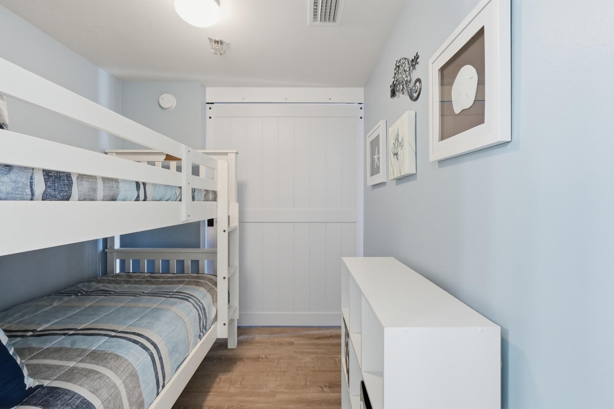 SHORES OF PANAMA - Residential