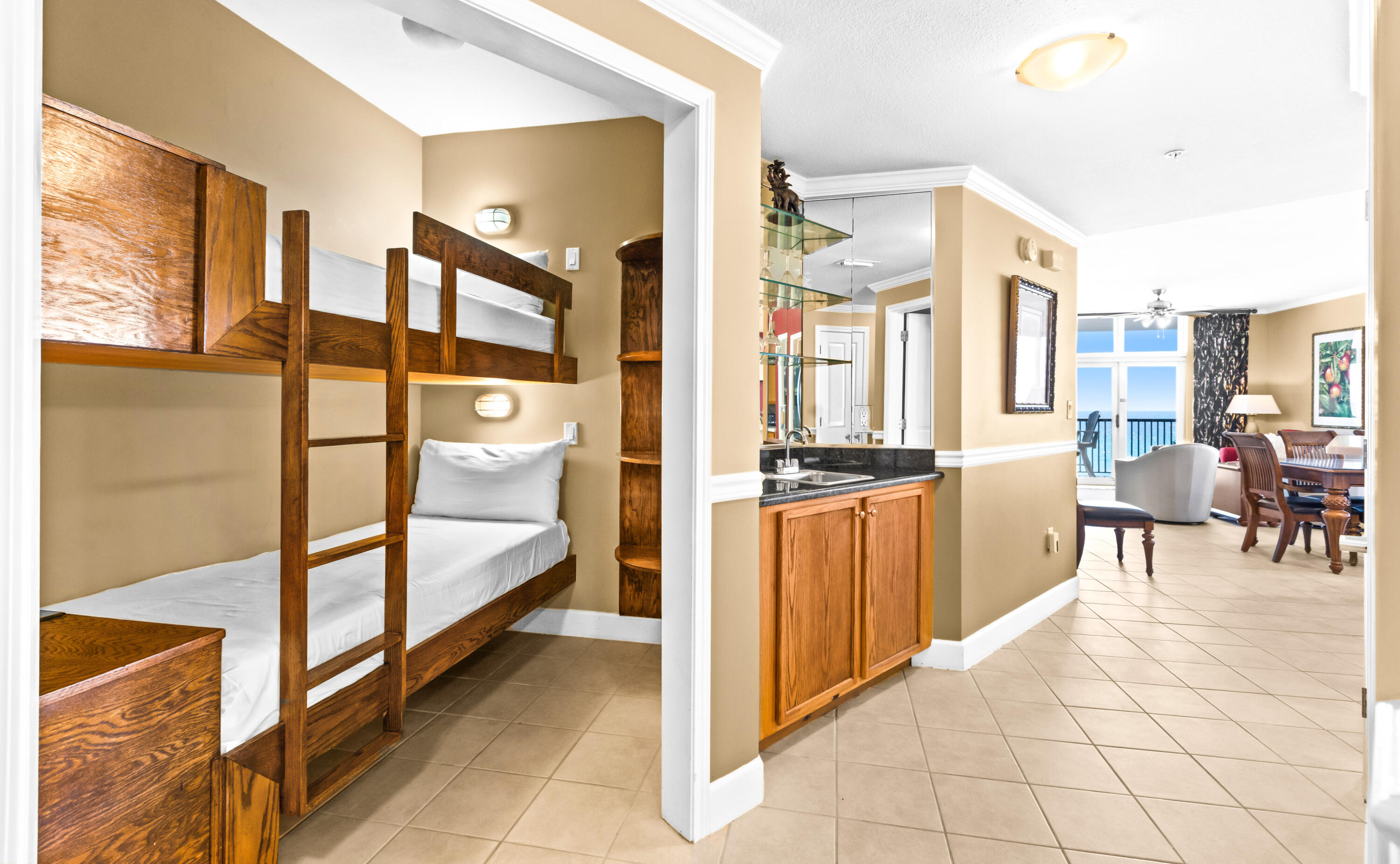 SOUTH BEACH CONDO - Residential