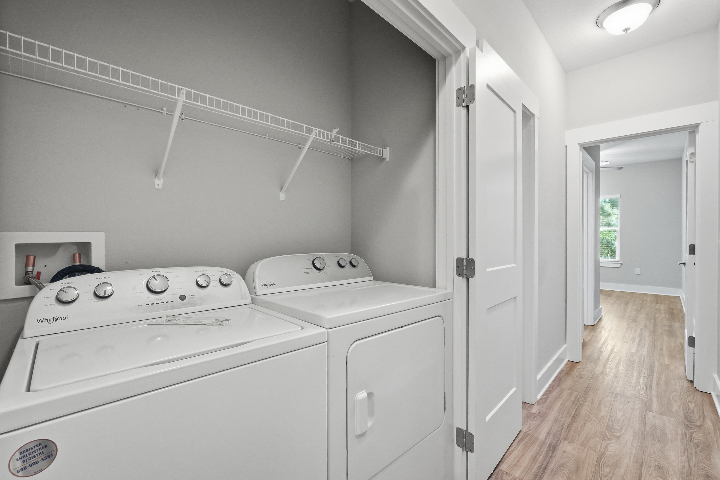 VERANDAS OF FREEPORT, THE - Residential Lease