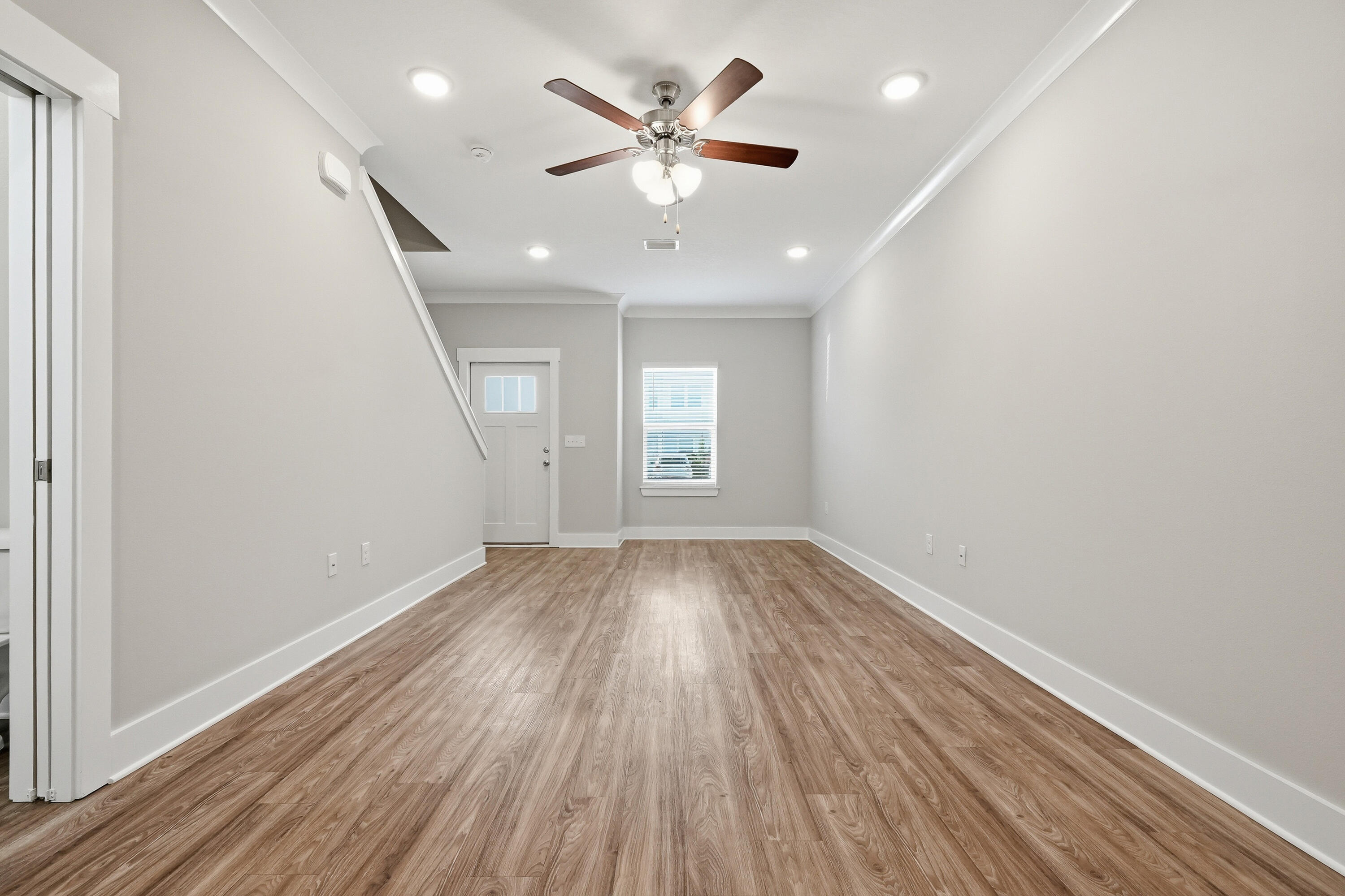 VERANDAS OF FREEPORT, THE - Residential Lease