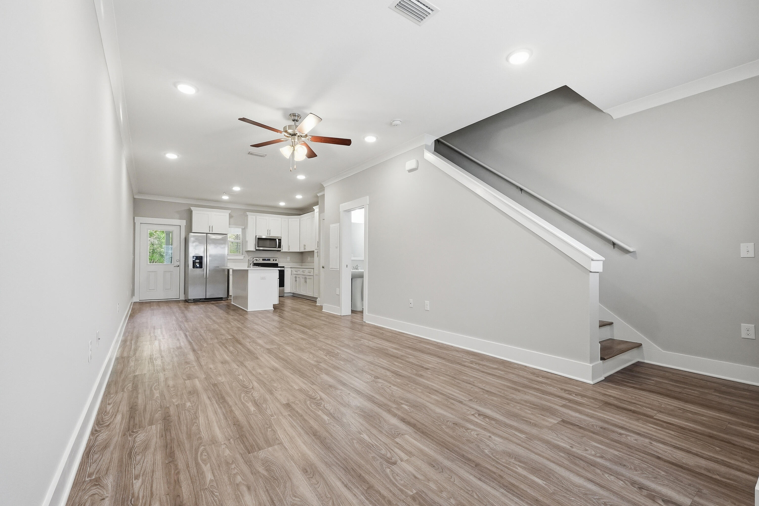 VERANDAS OF FREEPORT, THE - Residential Lease