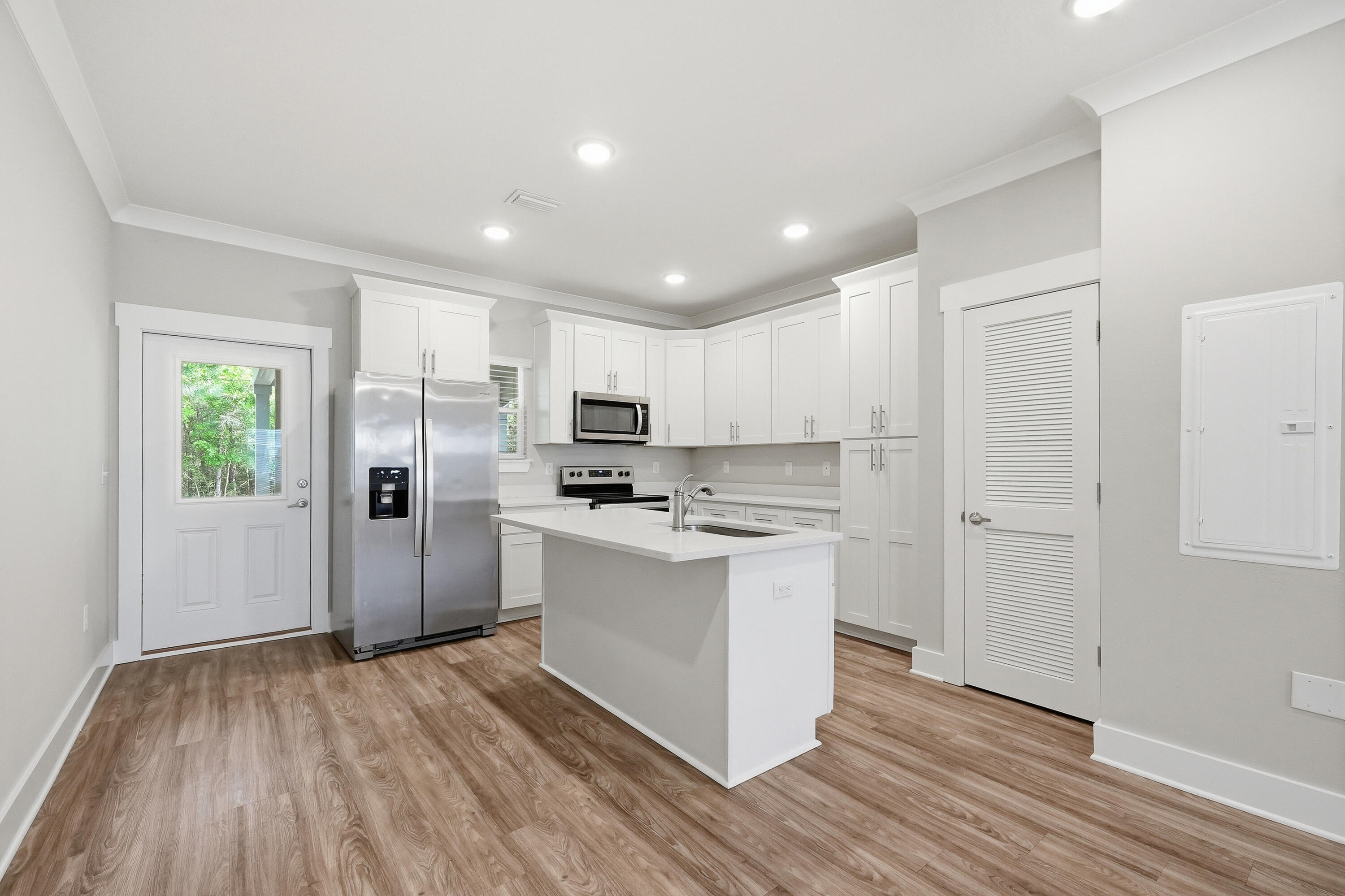 VERANDAS OF FREEPORT, THE - Residential Lease