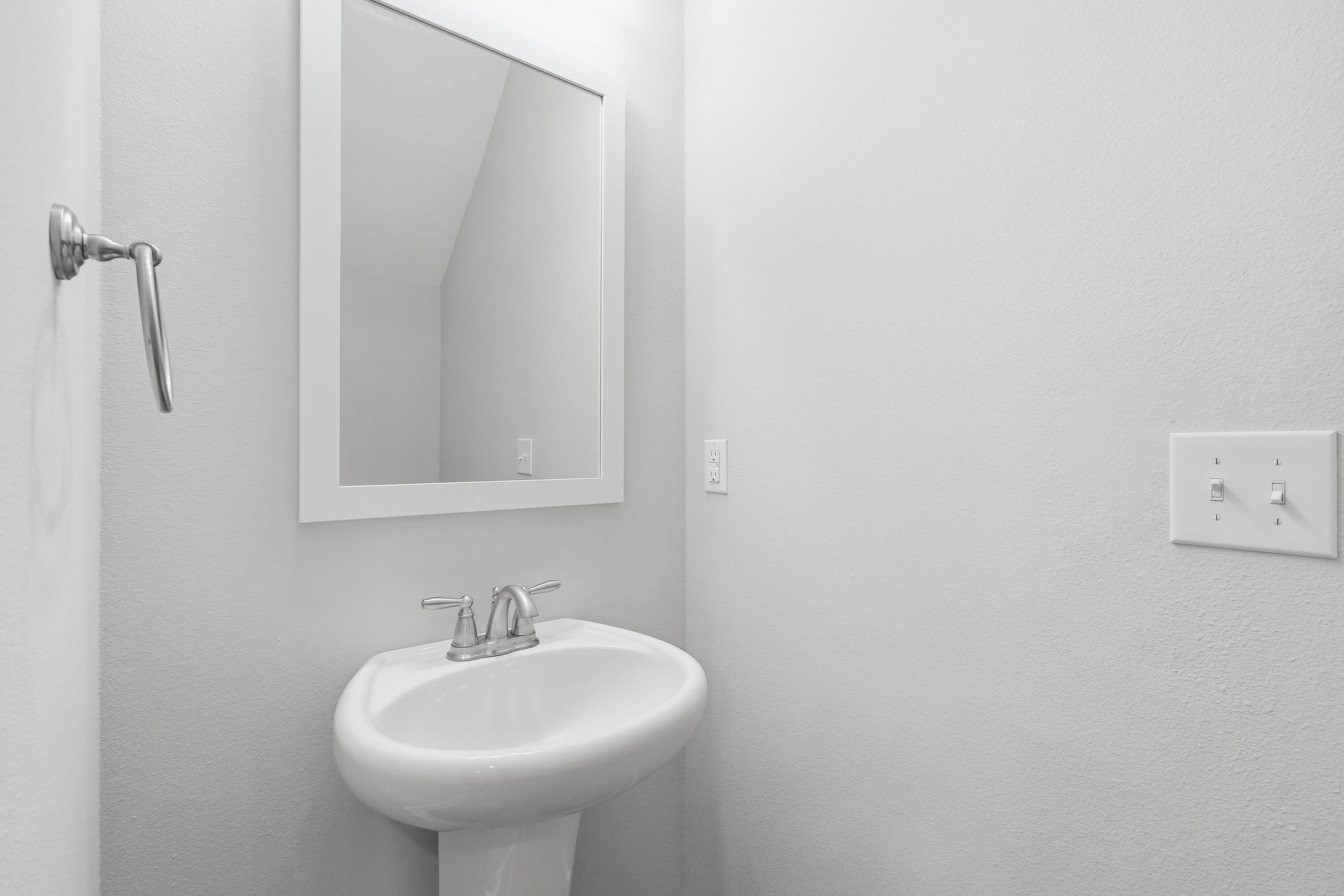 VERANDAS OF FREEPORT, THE - Residential Lease