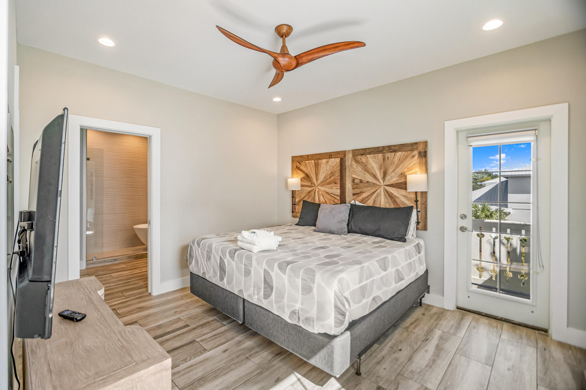 FRANGISTA BEACH 2ND ADDN - Residential