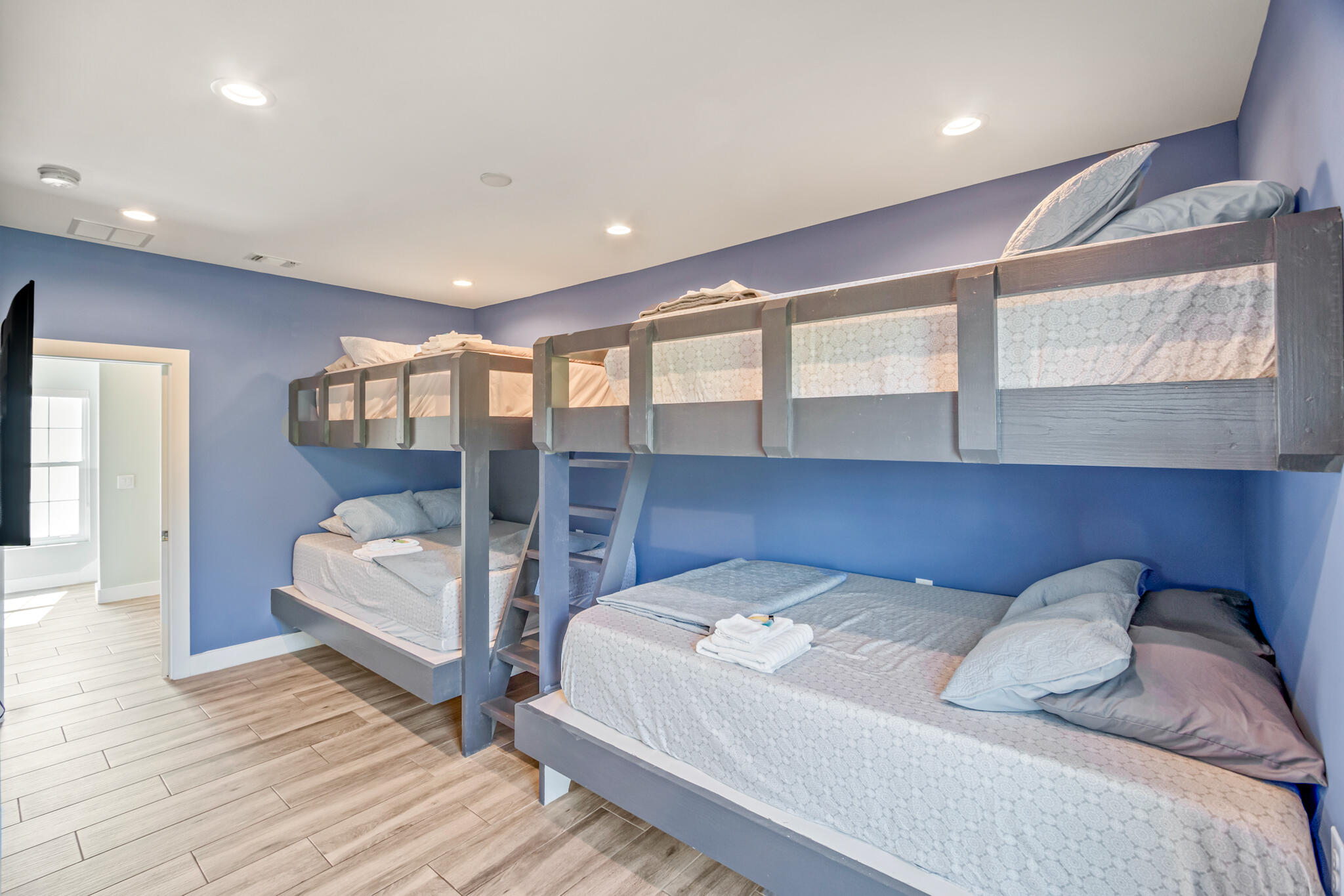 FRANGISTA BEACH 2ND ADDN - Residential