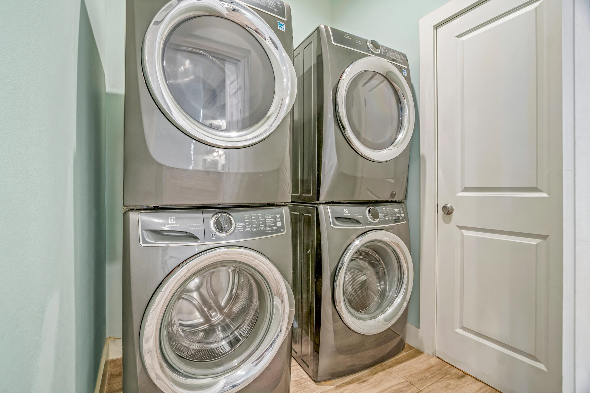 FRANGISTA BEACH 2ND ADDN - Residential