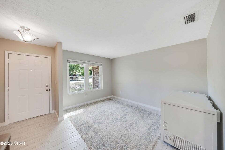 LYNN HAVEN - Residential