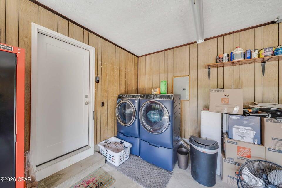 LYNN HAVEN - Residential