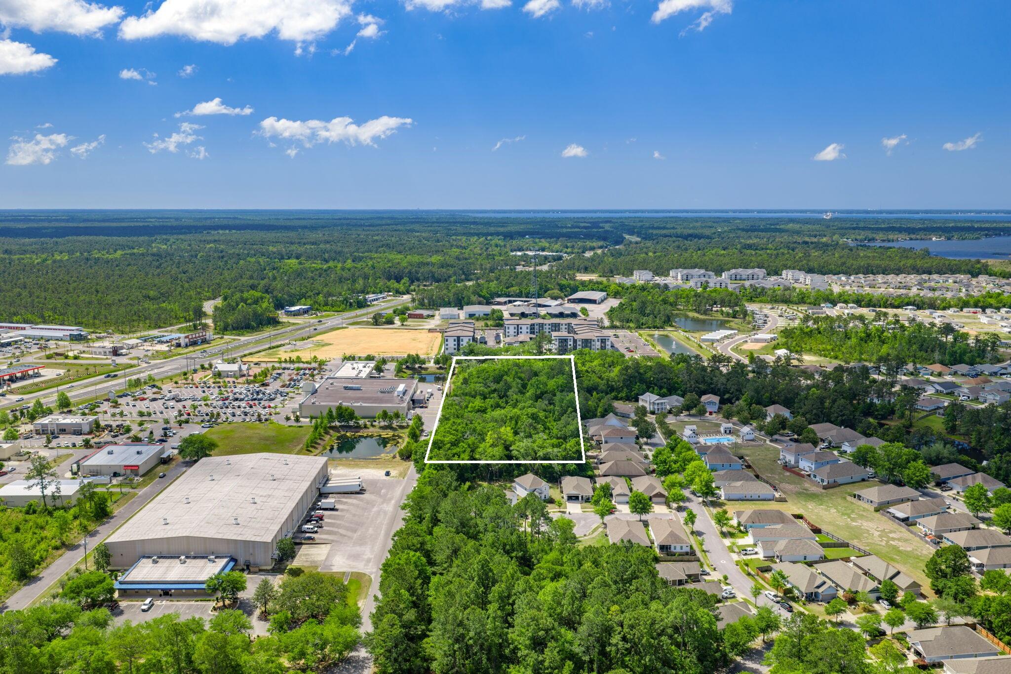 150 Marquis - LEASE Way