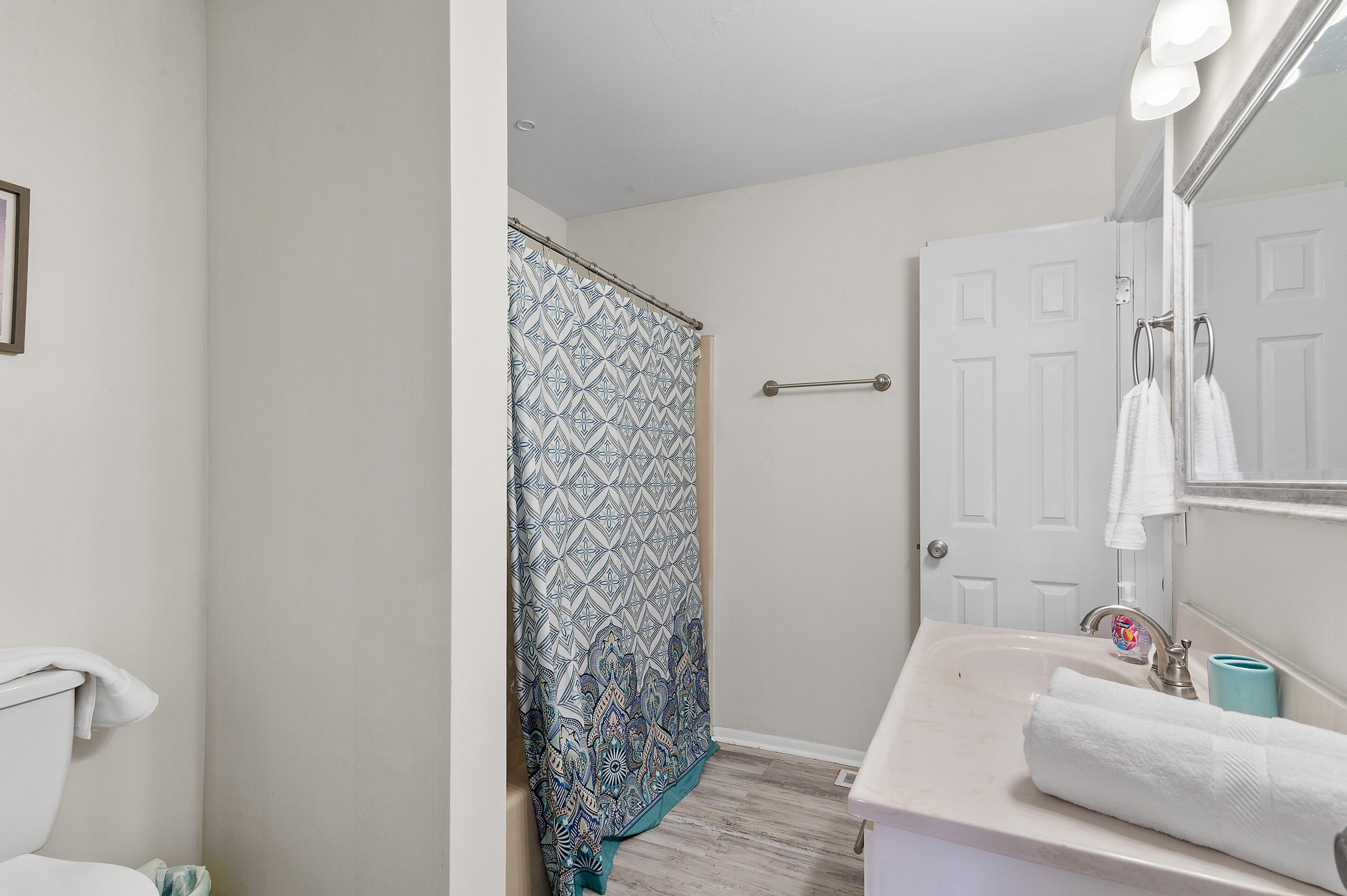 SANDALWOOD MANOR 1ST ADD LOT 18 - Residential