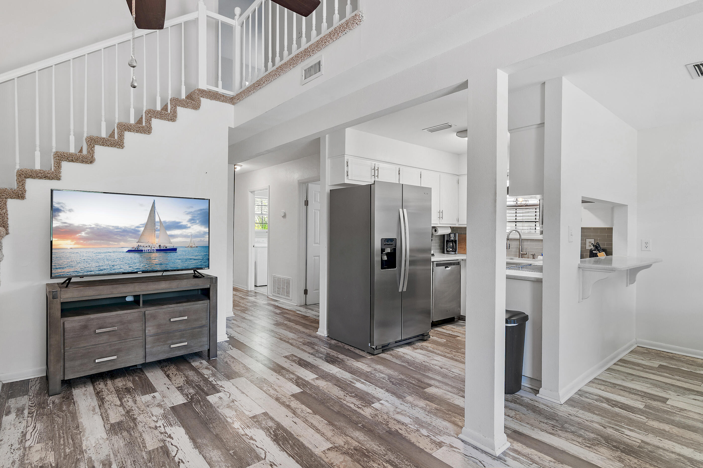 SANDALWOOD MANOR 1ST ADD LOT 18 - Residential