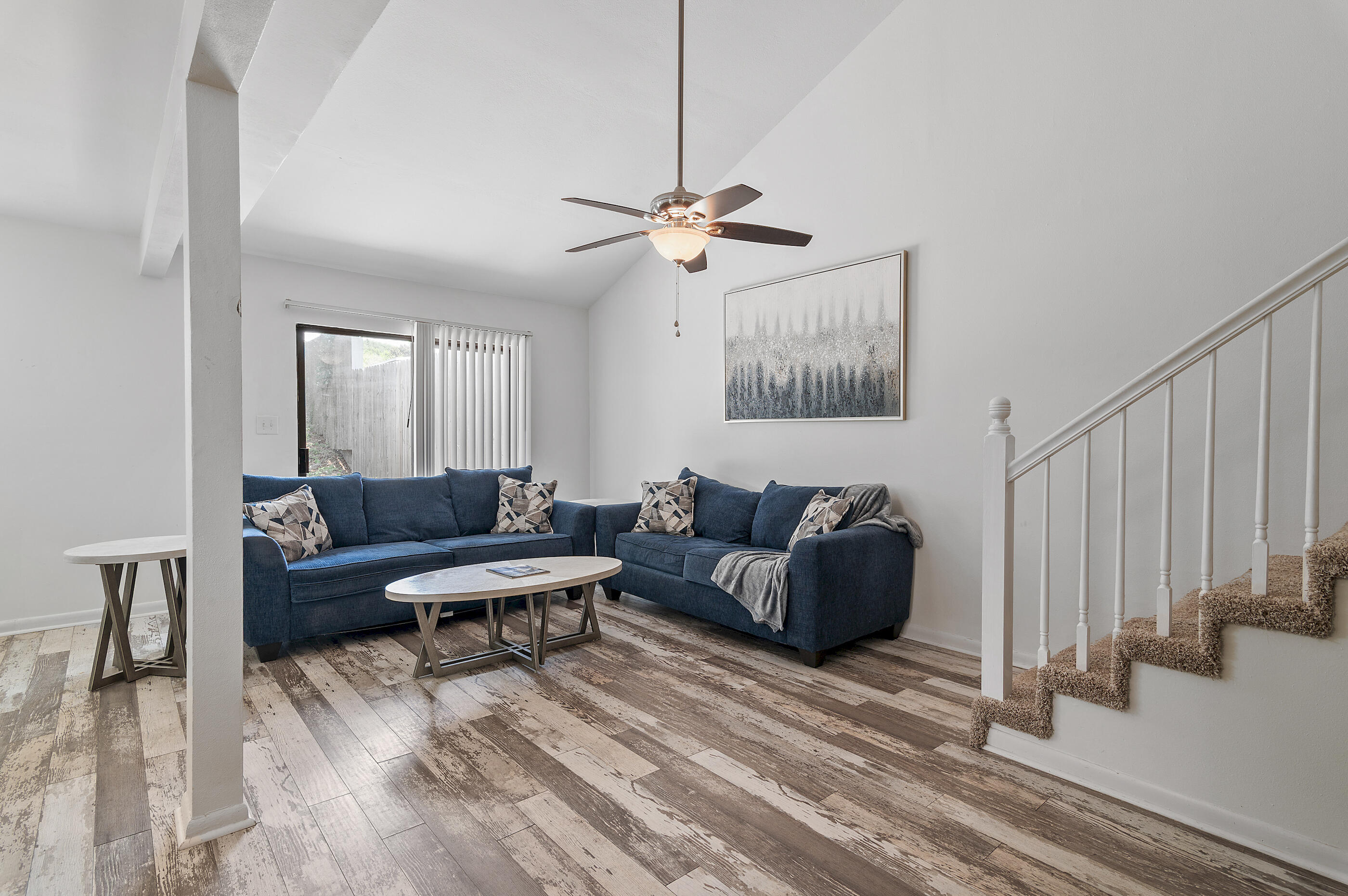 SANDALWOOD MANOR 1ST ADD LOT 18 - Residential