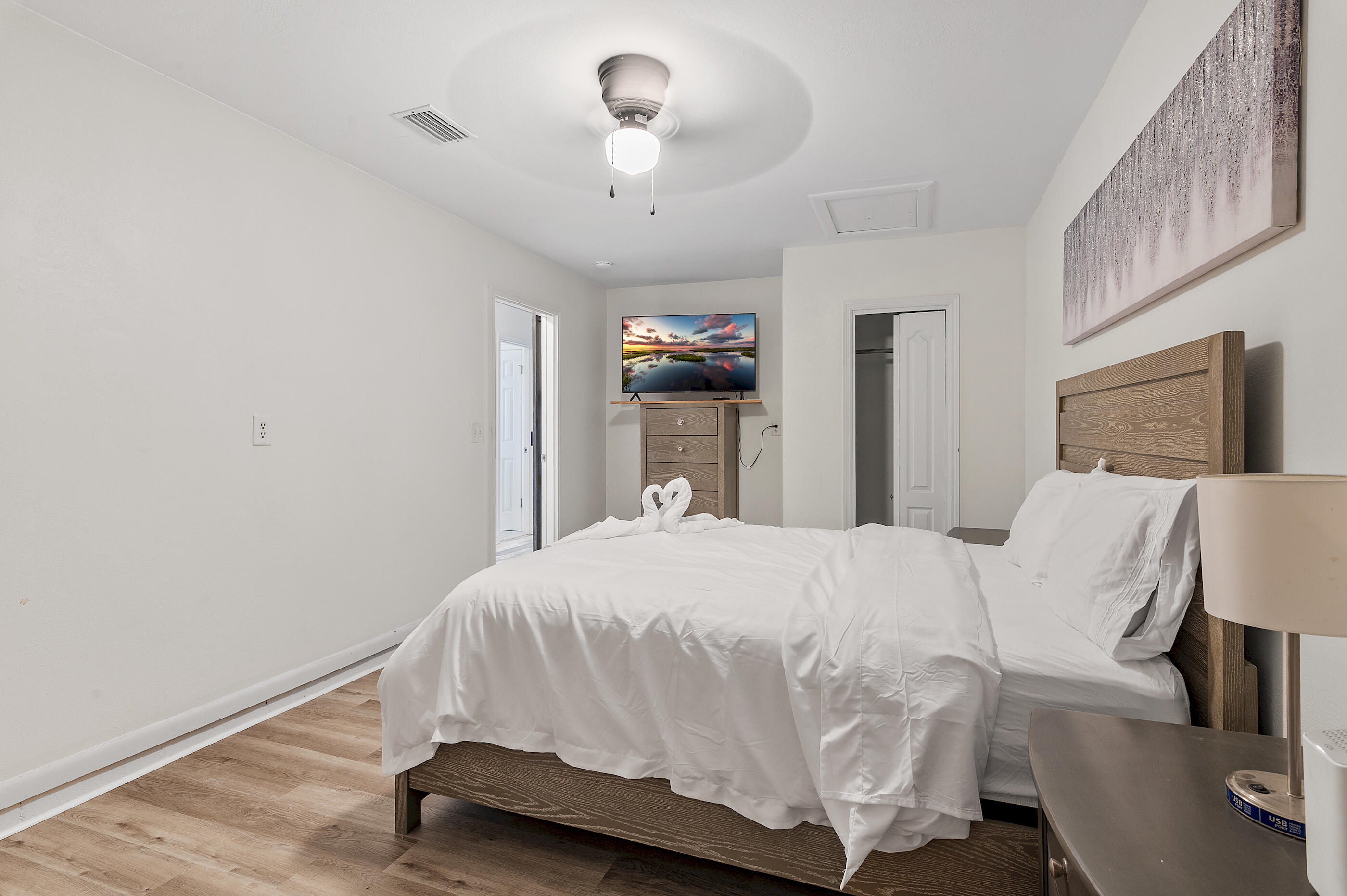 SANDALWOOD MANOR 1ST ADD LOT 18 - Residential