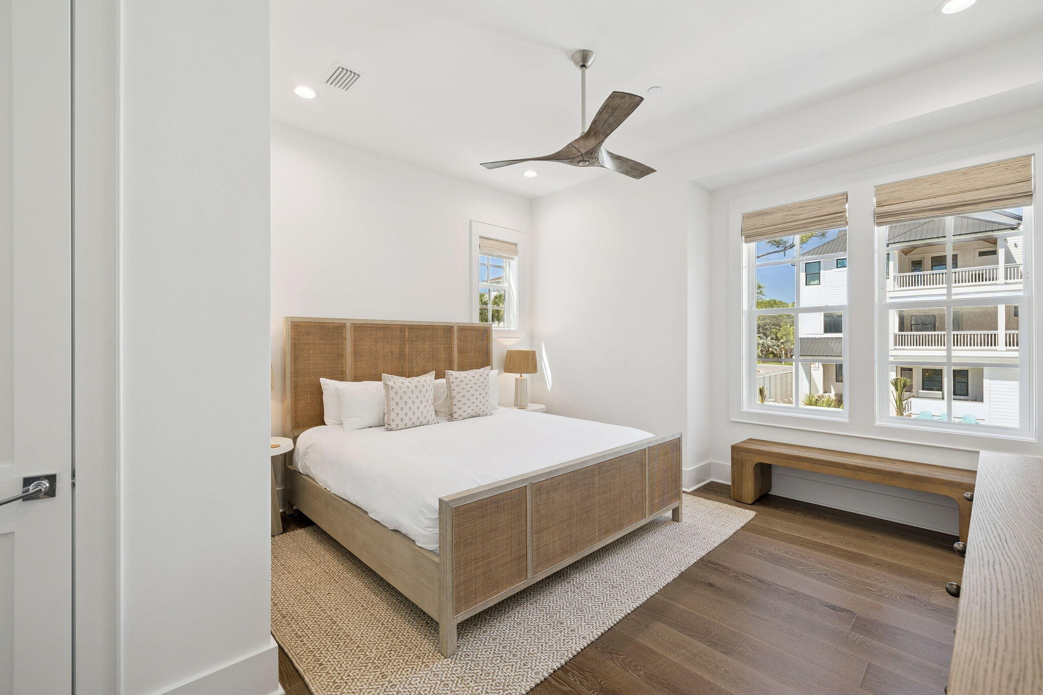 GULF SHORE MANOR - Residential