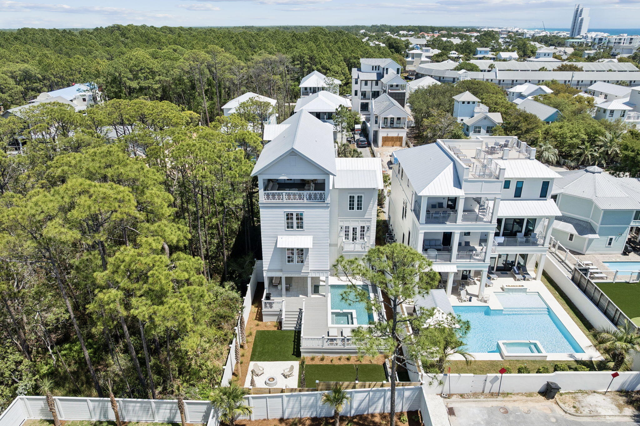 GULF SHORE MANOR - Residential