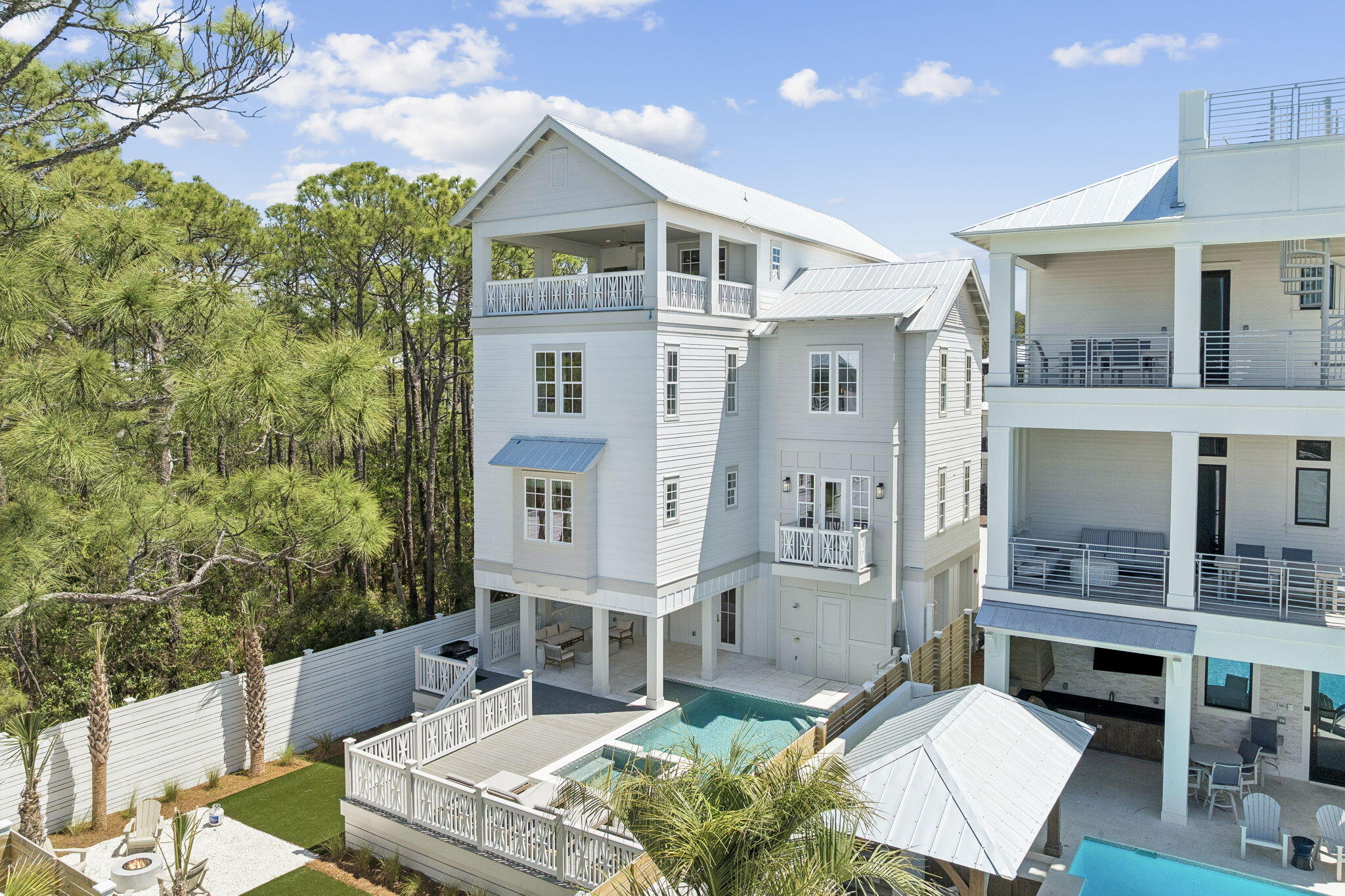 GULF SHORE MANOR - Residential