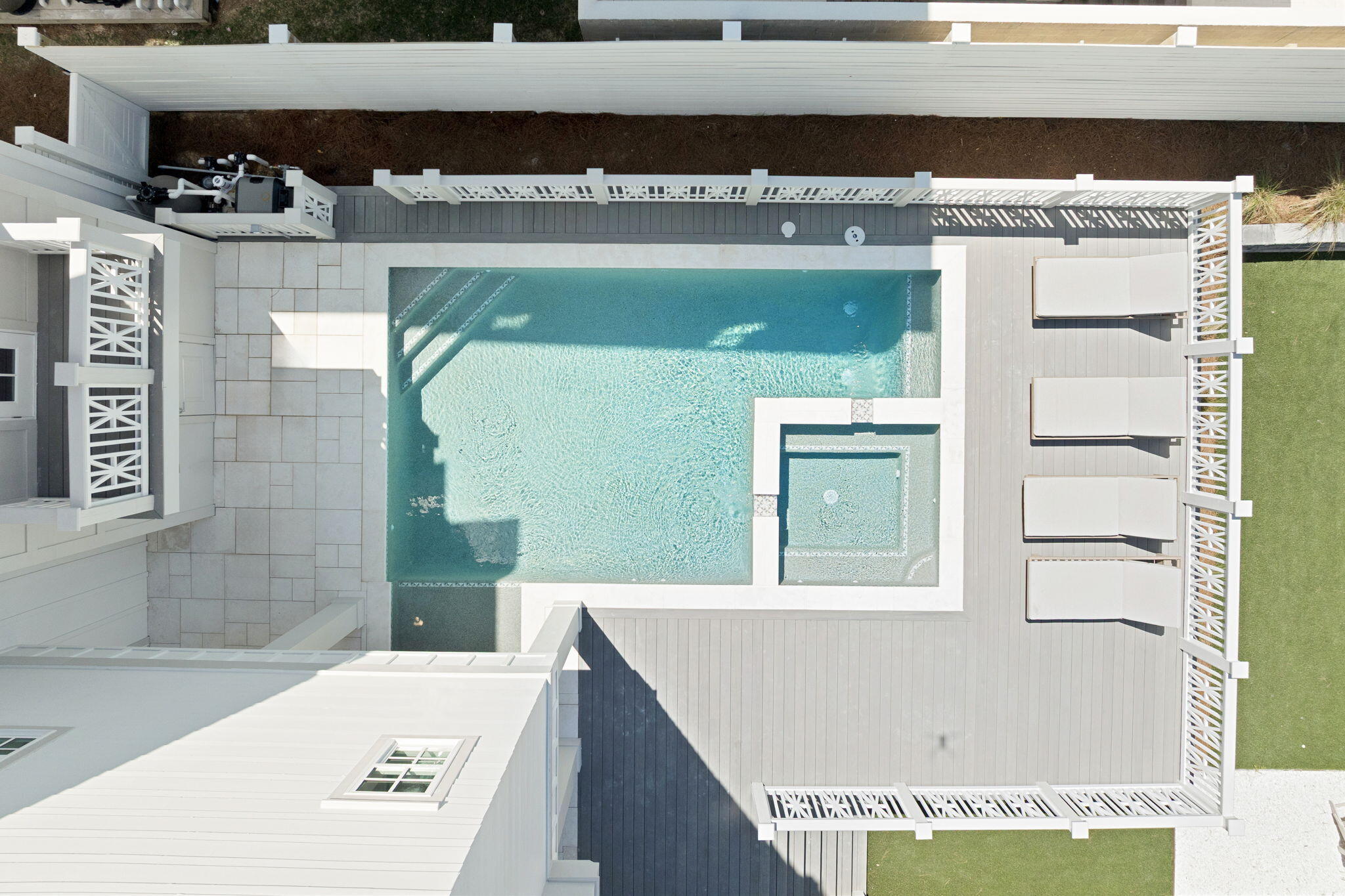 GULF SHORE MANOR - Residential