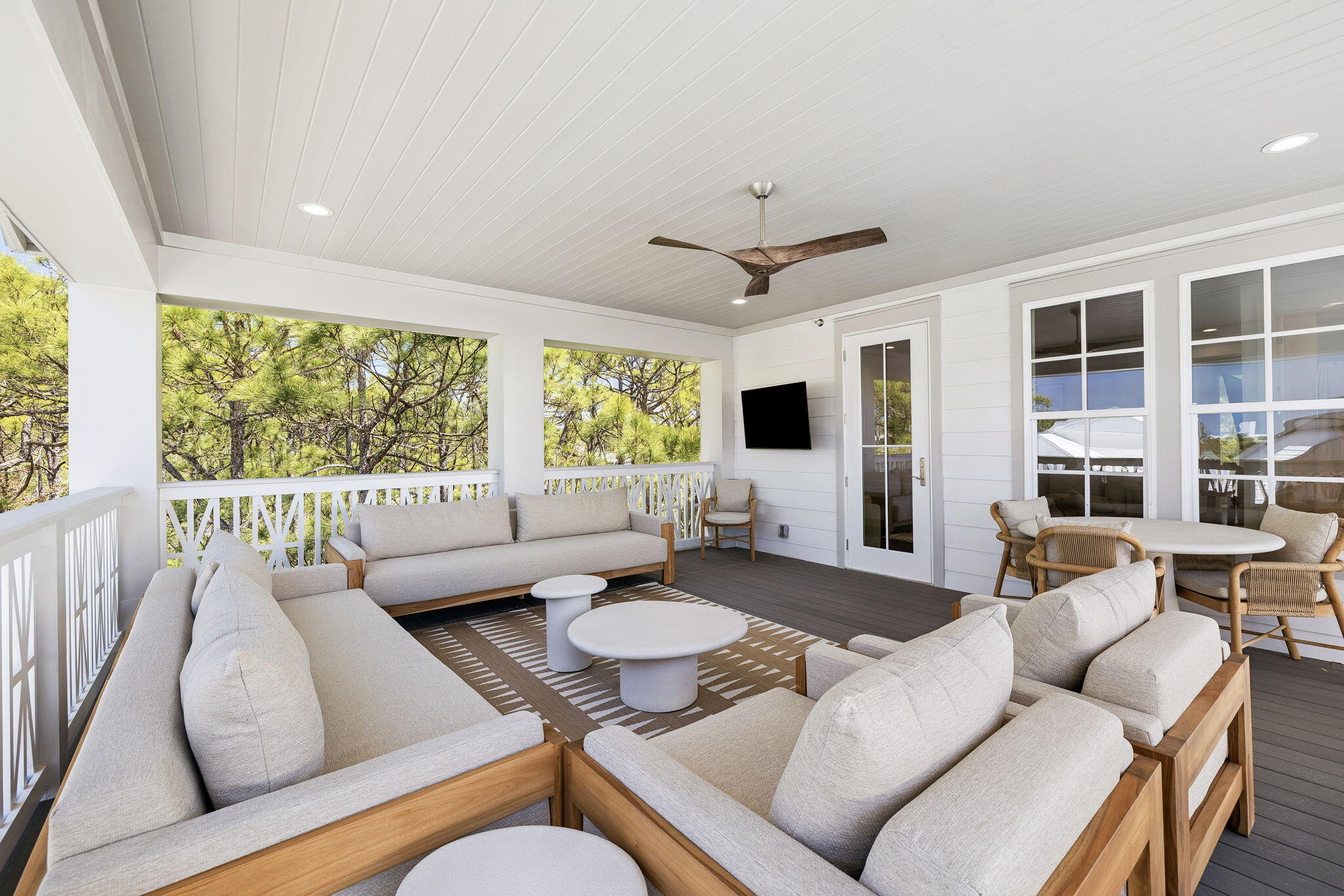 GULF SHORE MANOR - Residential