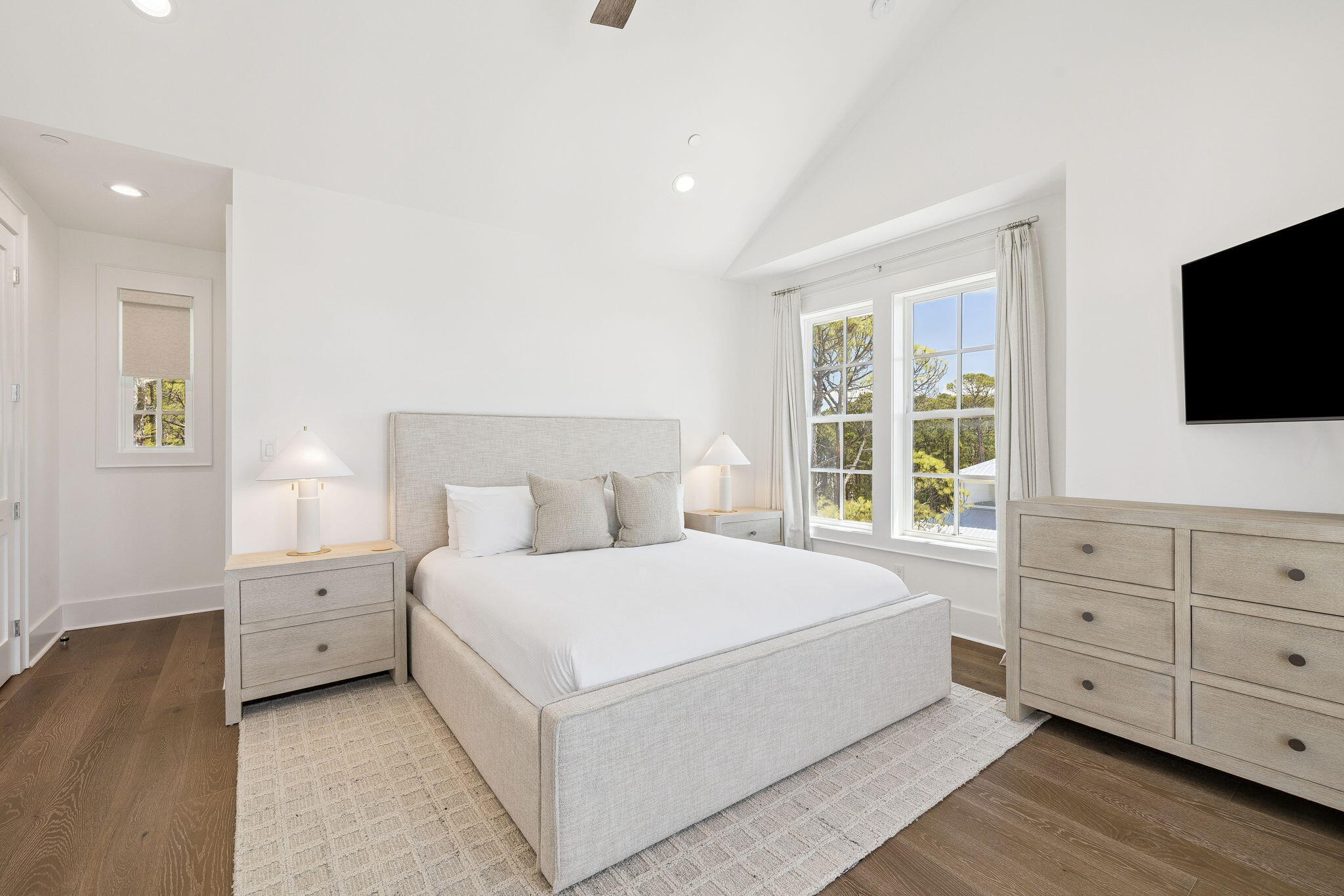 GULF SHORE MANOR - Residential