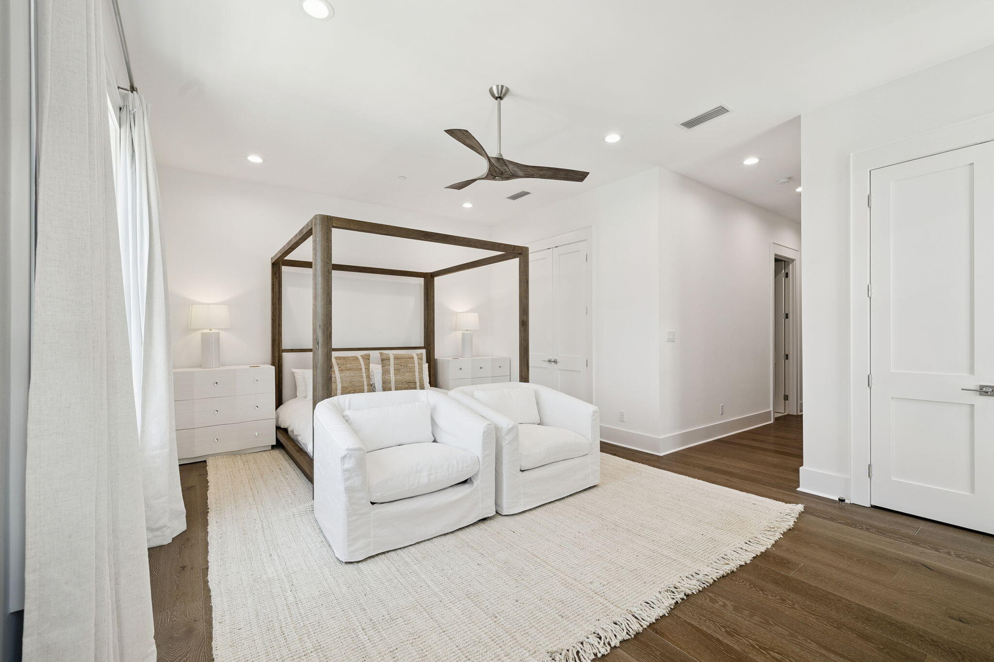 GULF SHORE MANOR - Residential