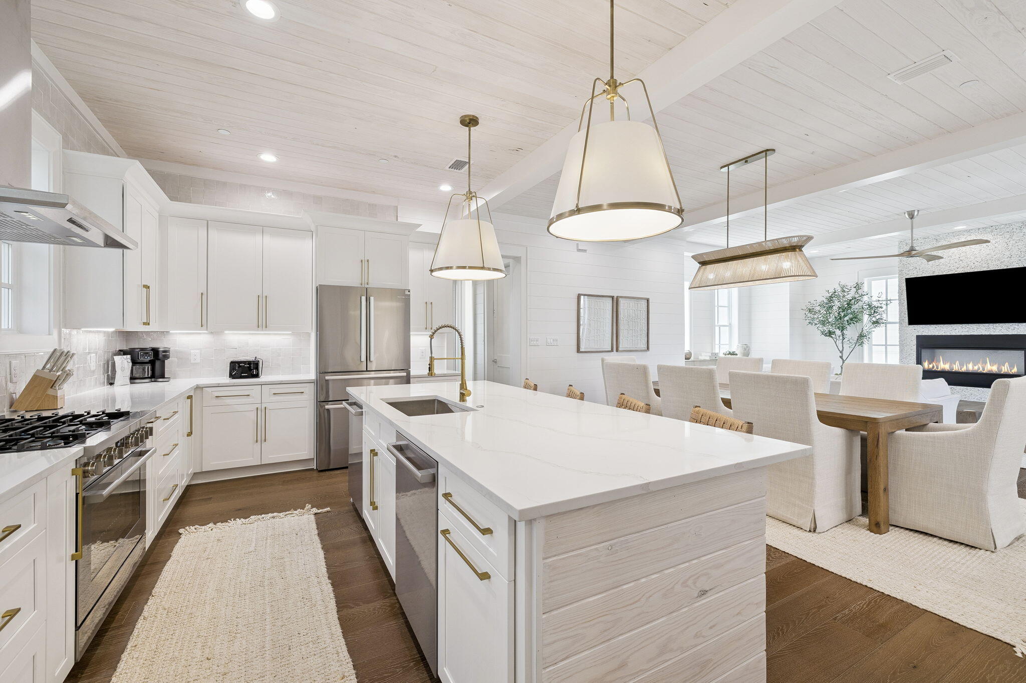 GULF SHORE MANOR - Residential