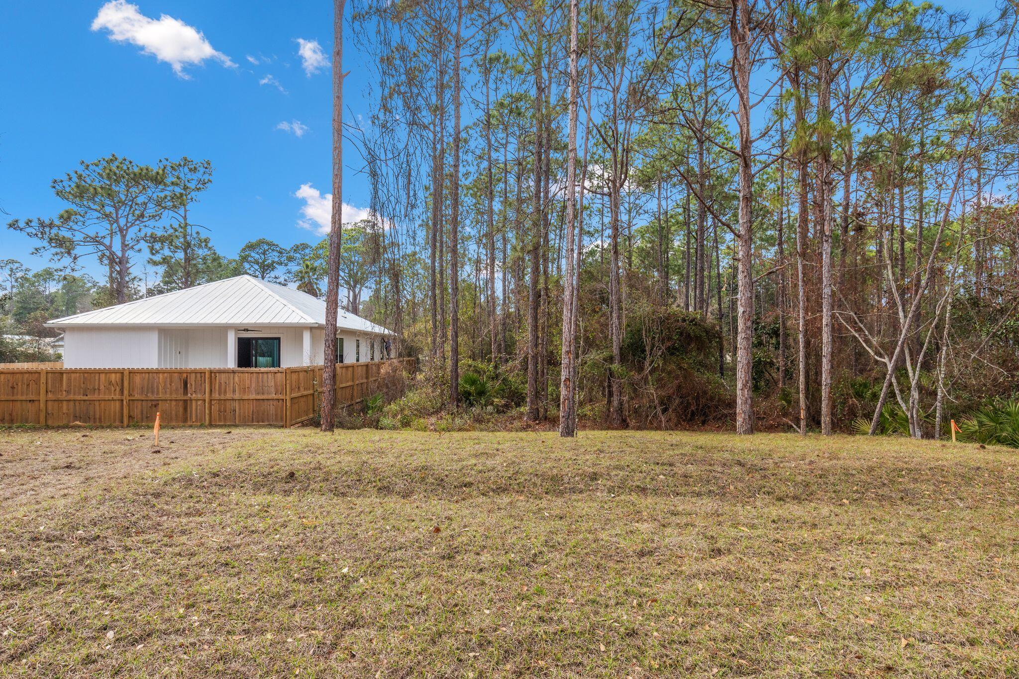 TOWN OF SANTA ROSA - Residential