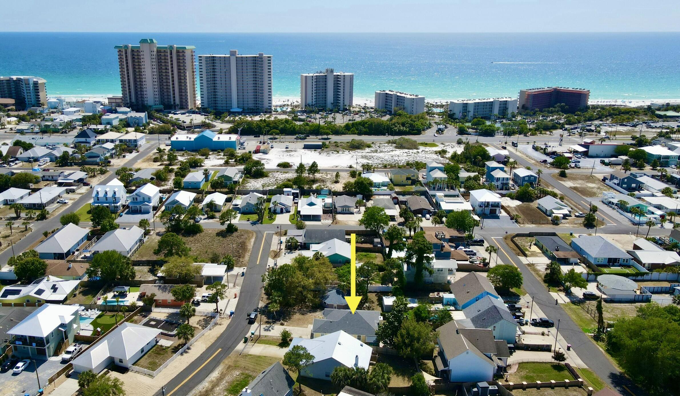 HOLIDAY BEACH UNIT 15 - Residential