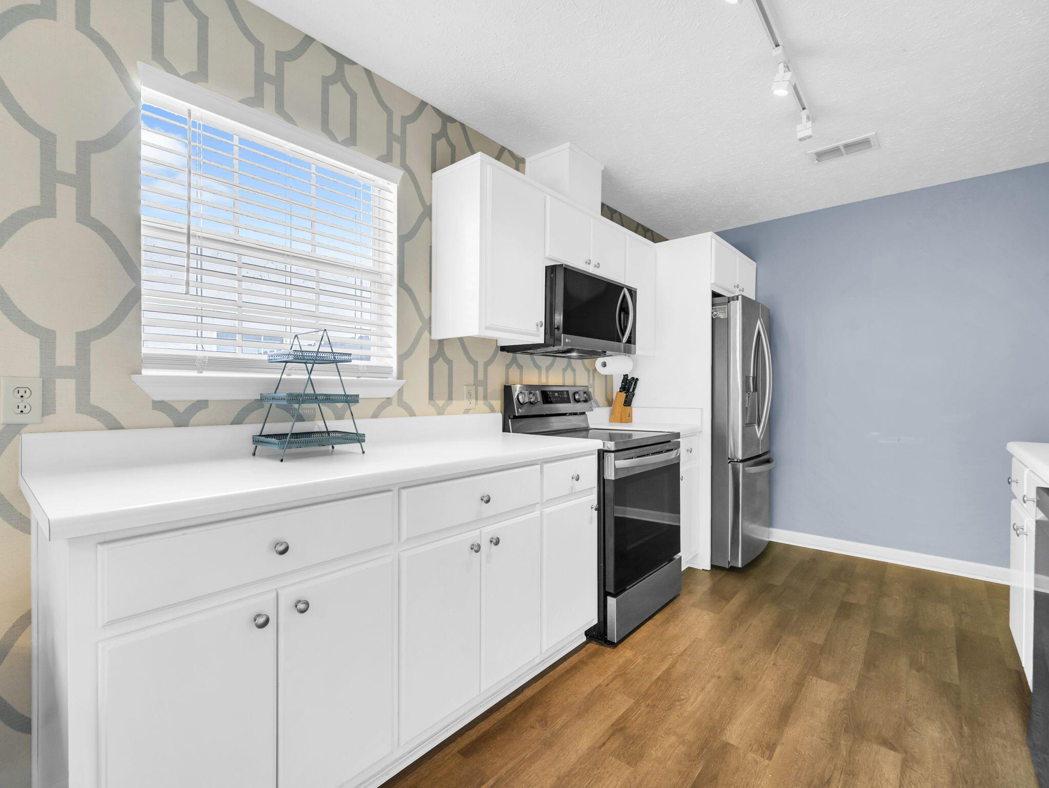 HOLIDAY BEACH UNIT 15 - Residential