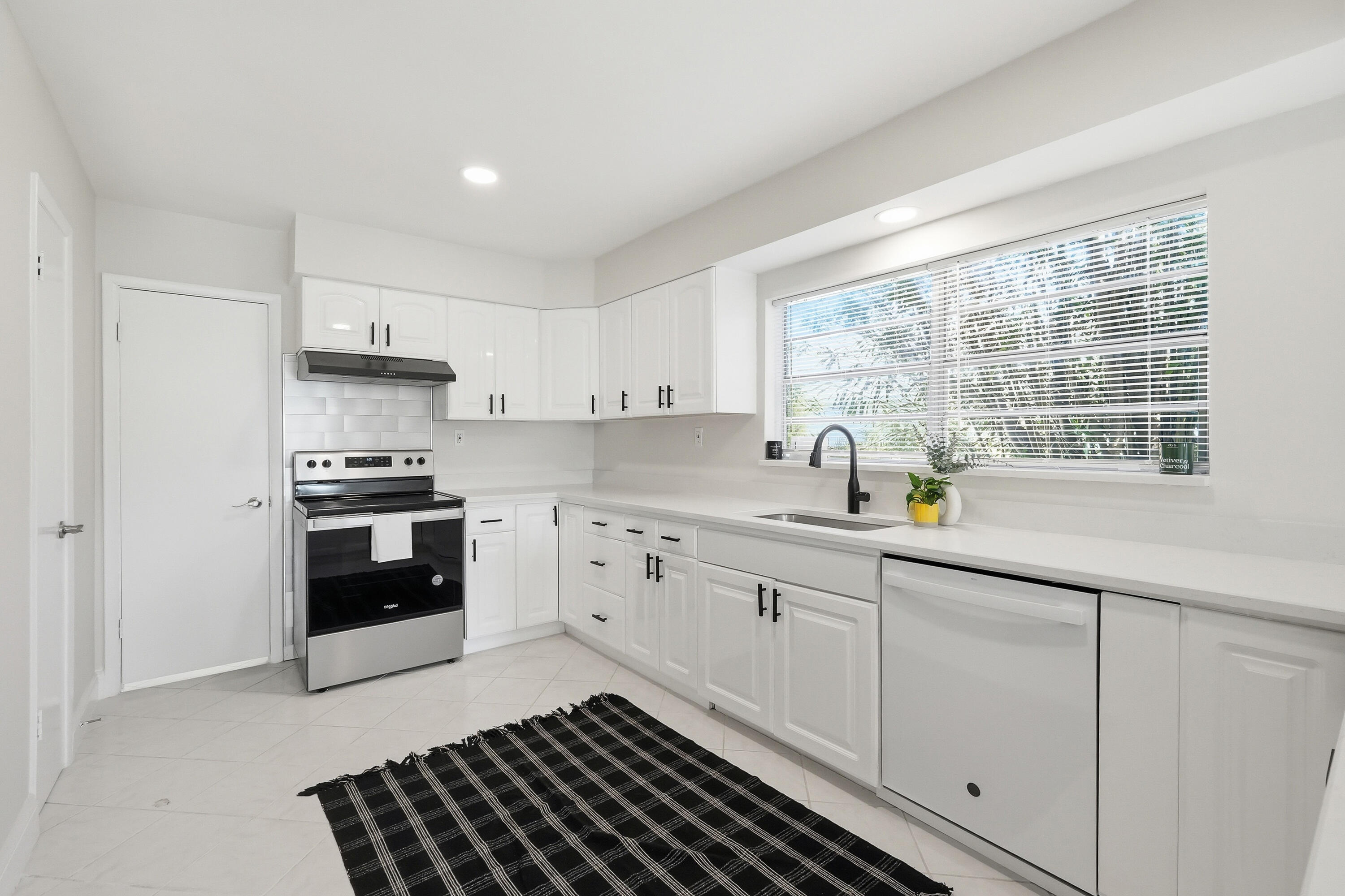 SANTA ROSA ISLAND - Residential