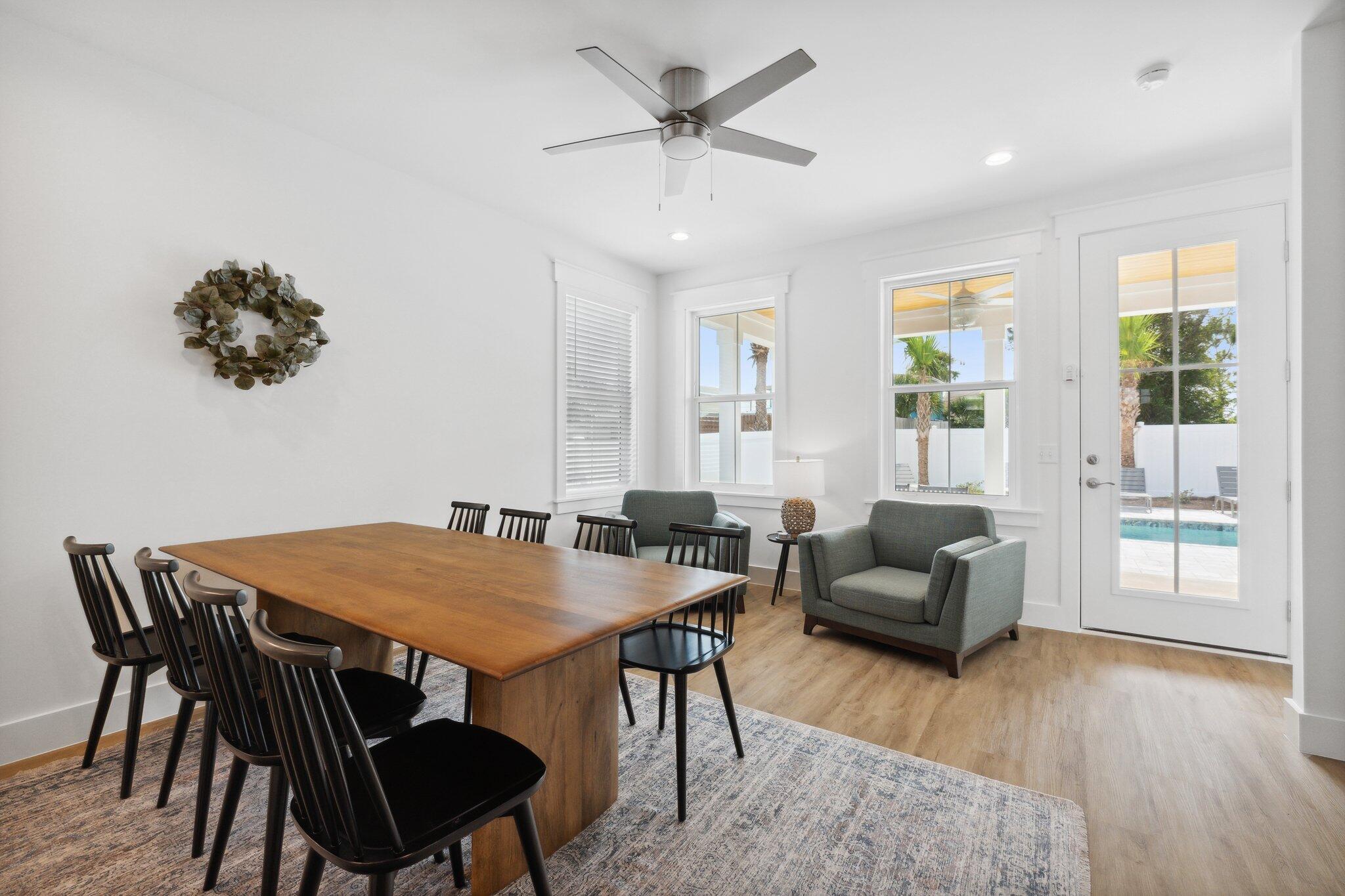 HOLIDAY BEACH UNIT 14 - Residential