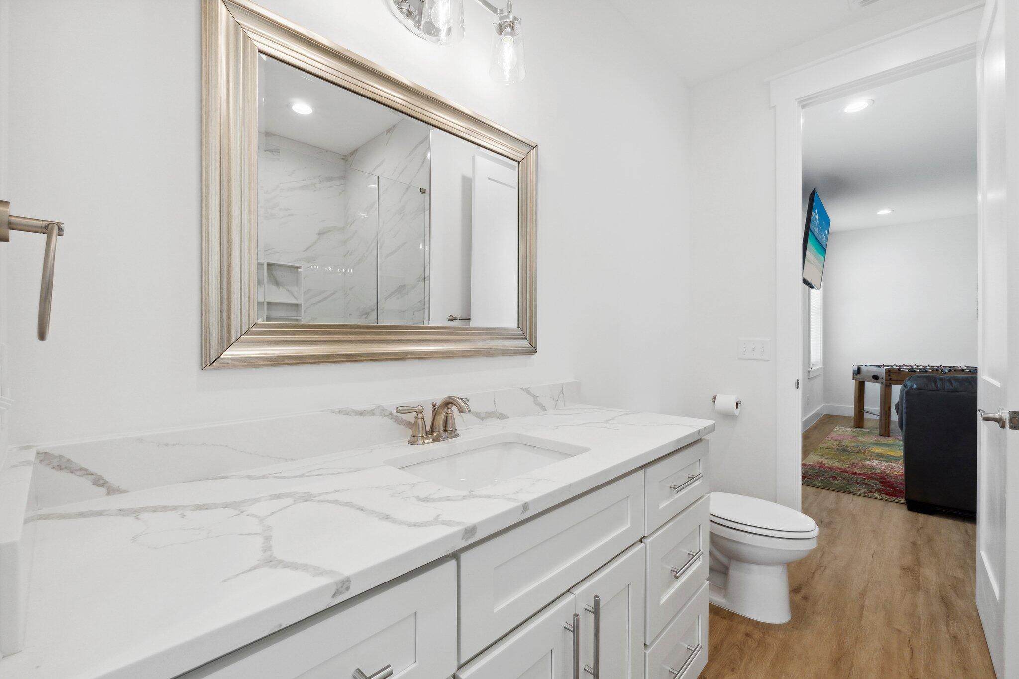 HOLIDAY BEACH UNIT 14 - Residential