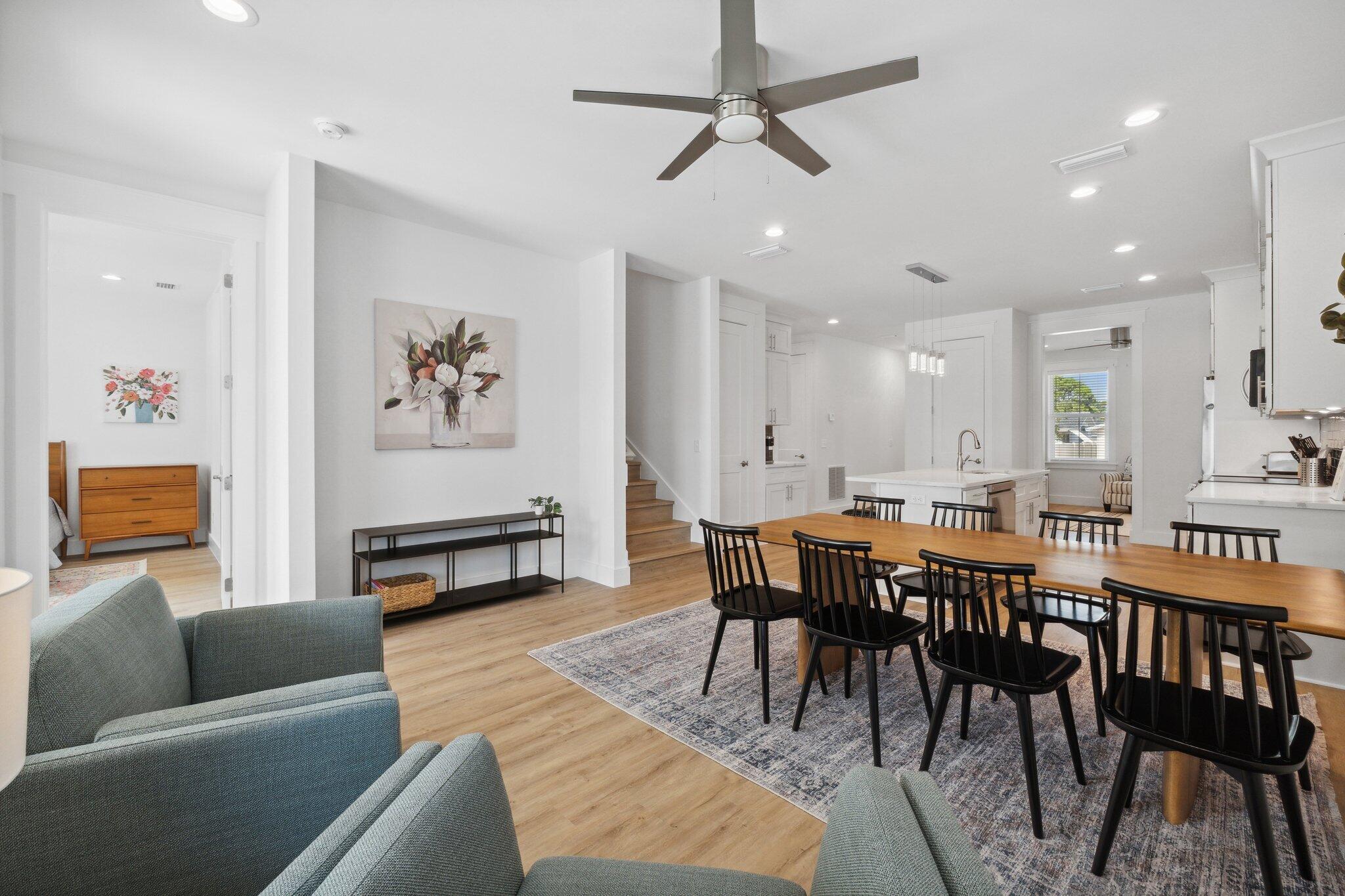 HOLIDAY BEACH UNIT 14 - Residential