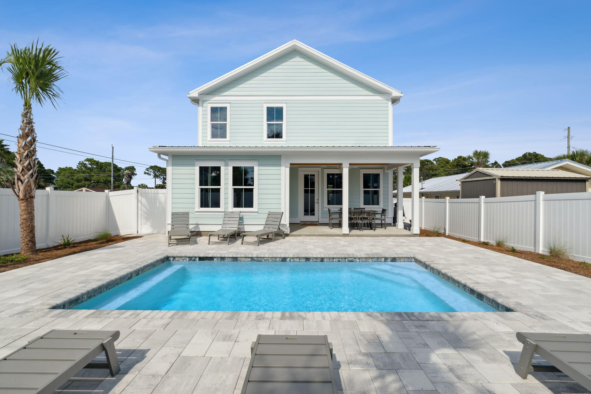 HOLIDAY BEACH UNIT 14 - Residential