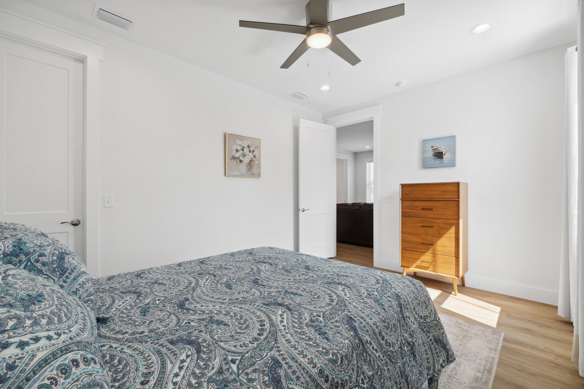 HOLIDAY BEACH UNIT 14 - Residential