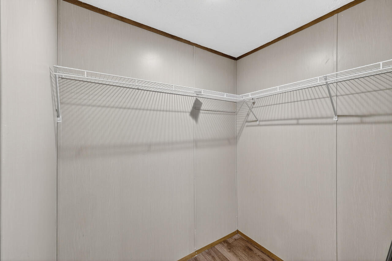 OAKWOOD HILLS UNIT 3 - Residential
