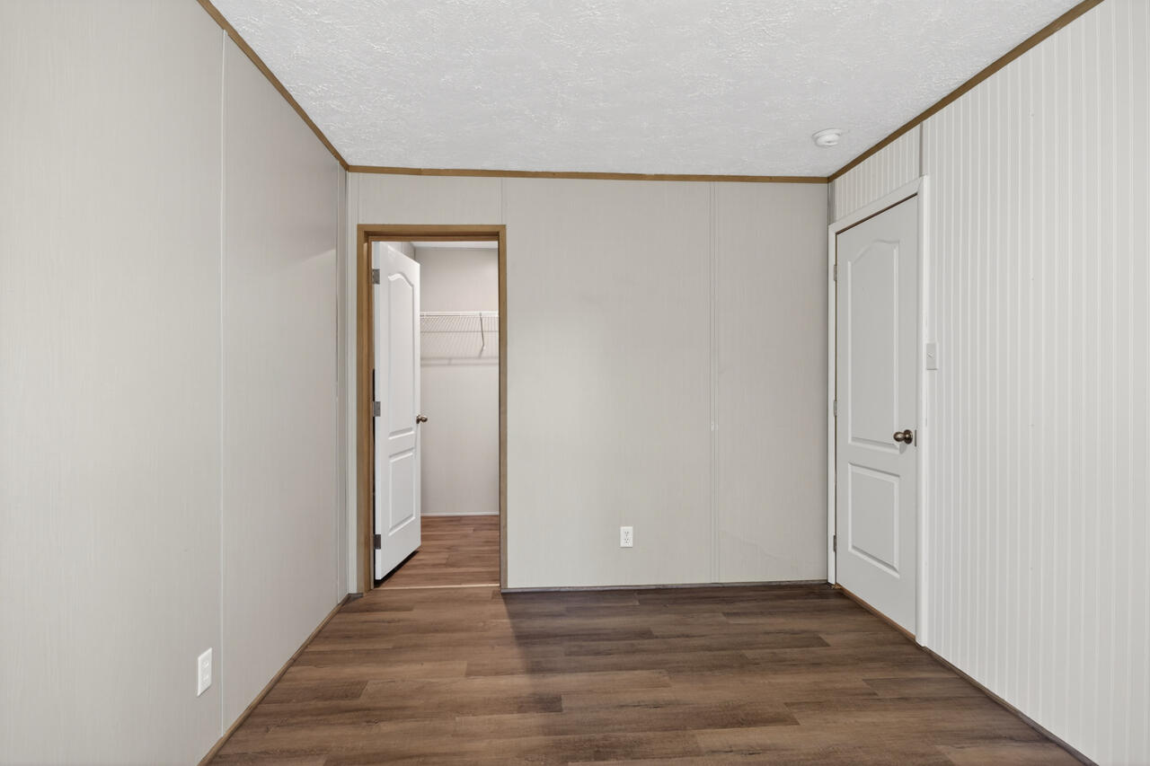 OAKWOOD HILLS UNIT 3 - Residential