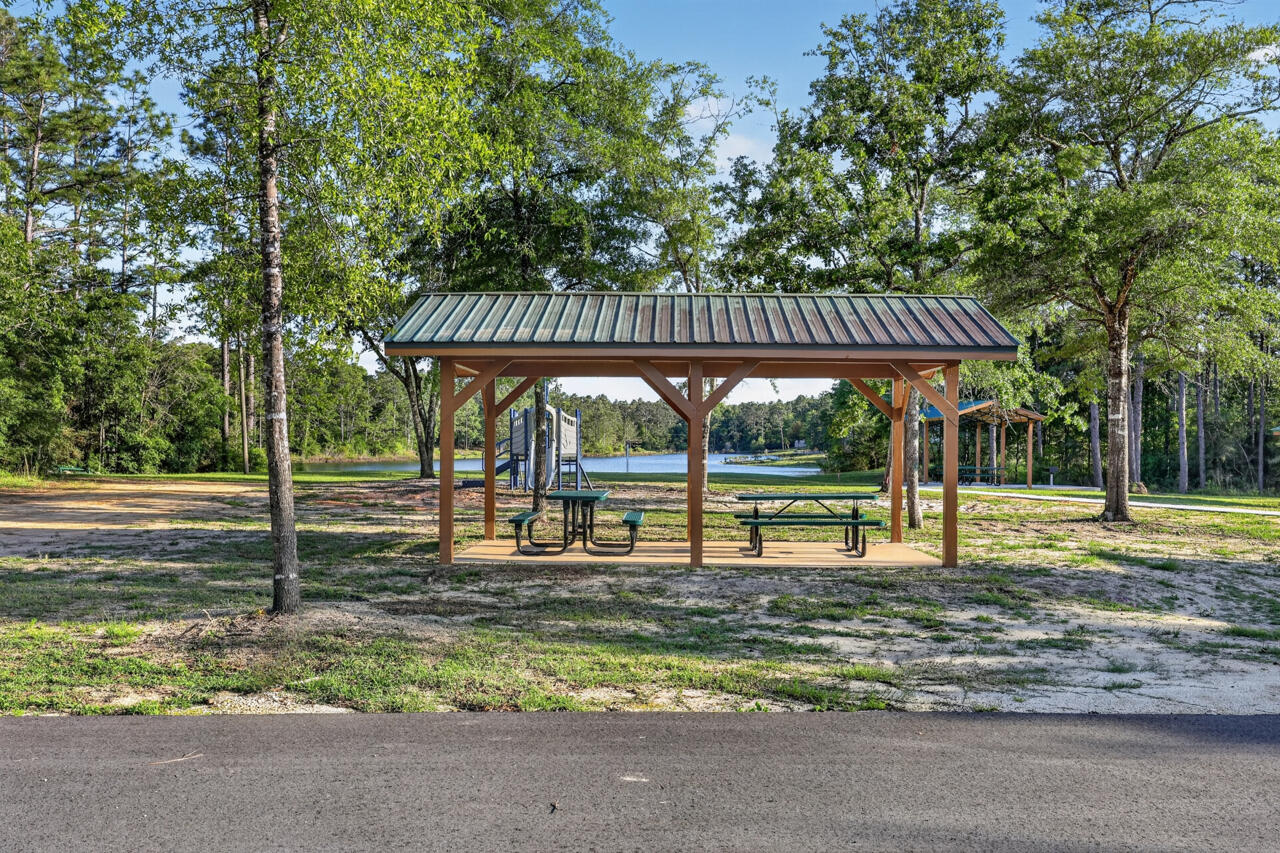 OAKWOOD HILLS UNIT 3 - Residential