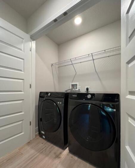 Sandhill Pines - Residential Lease