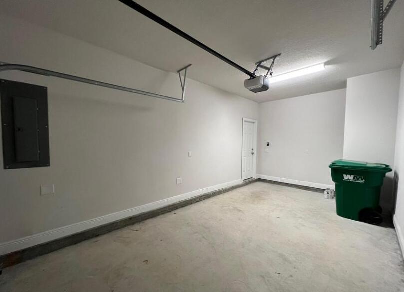 Sandhill Pines - Residential Lease